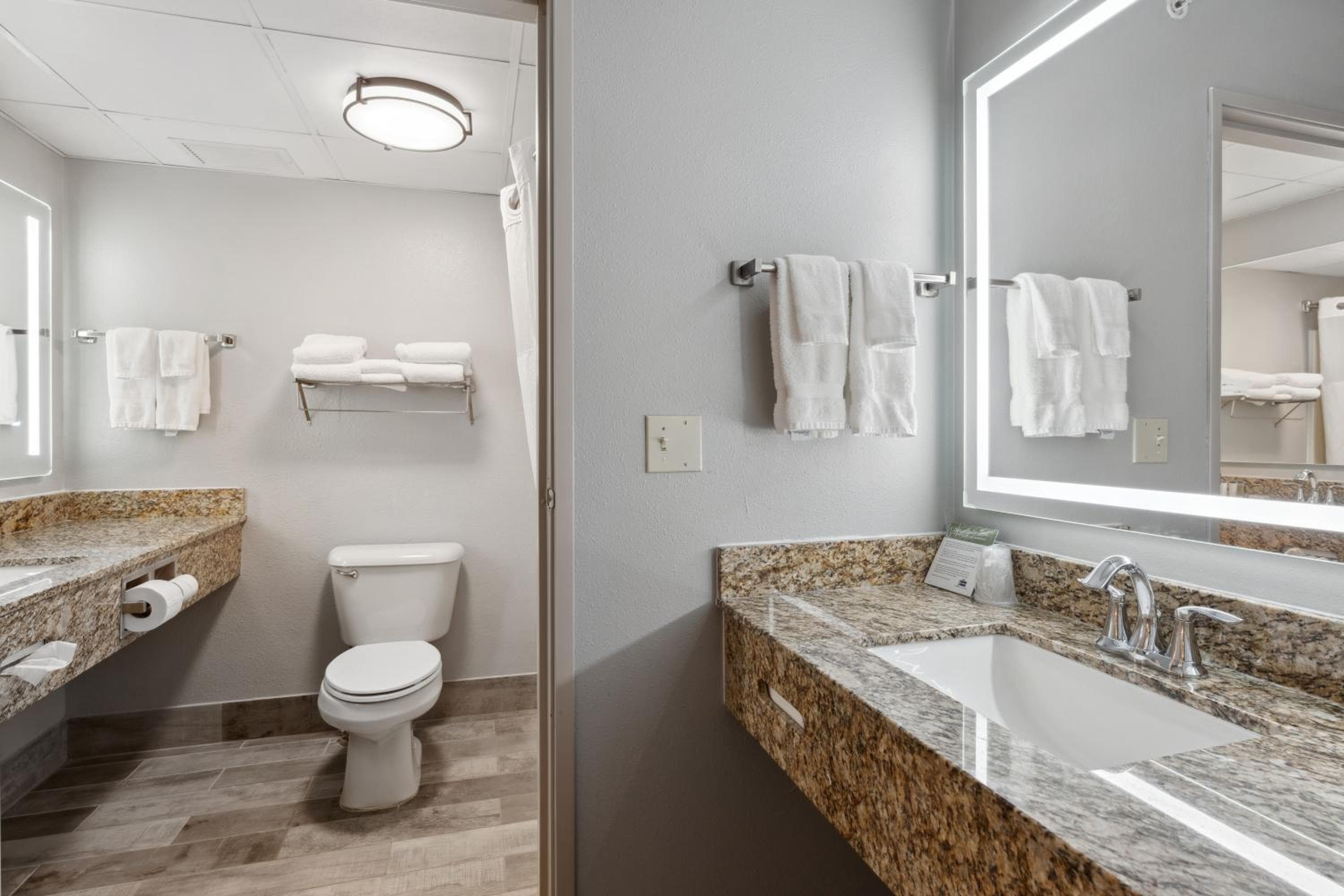 AmericInn by Wyndham Wisconsin Dells
