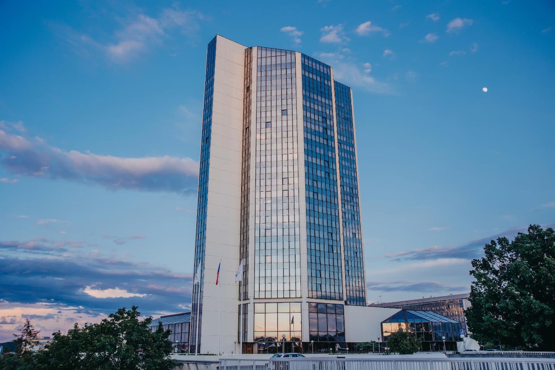 Grand Hotel Prague Towers - Czech Leading Hotels
