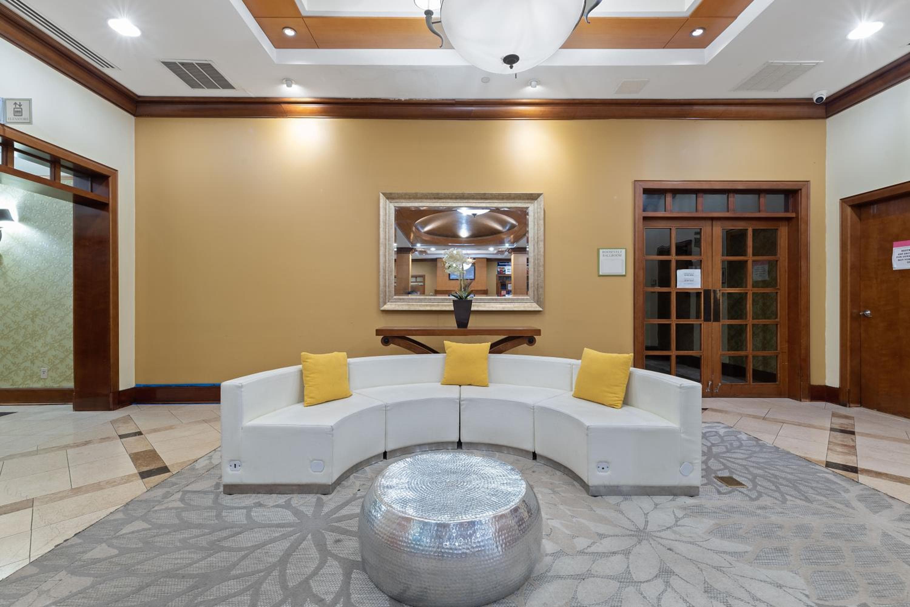 Hotel Executive Suites