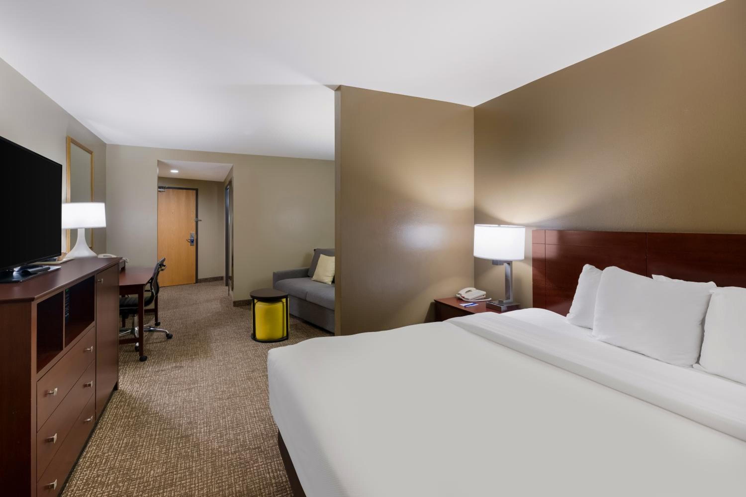 Comfort Suites El Paso West