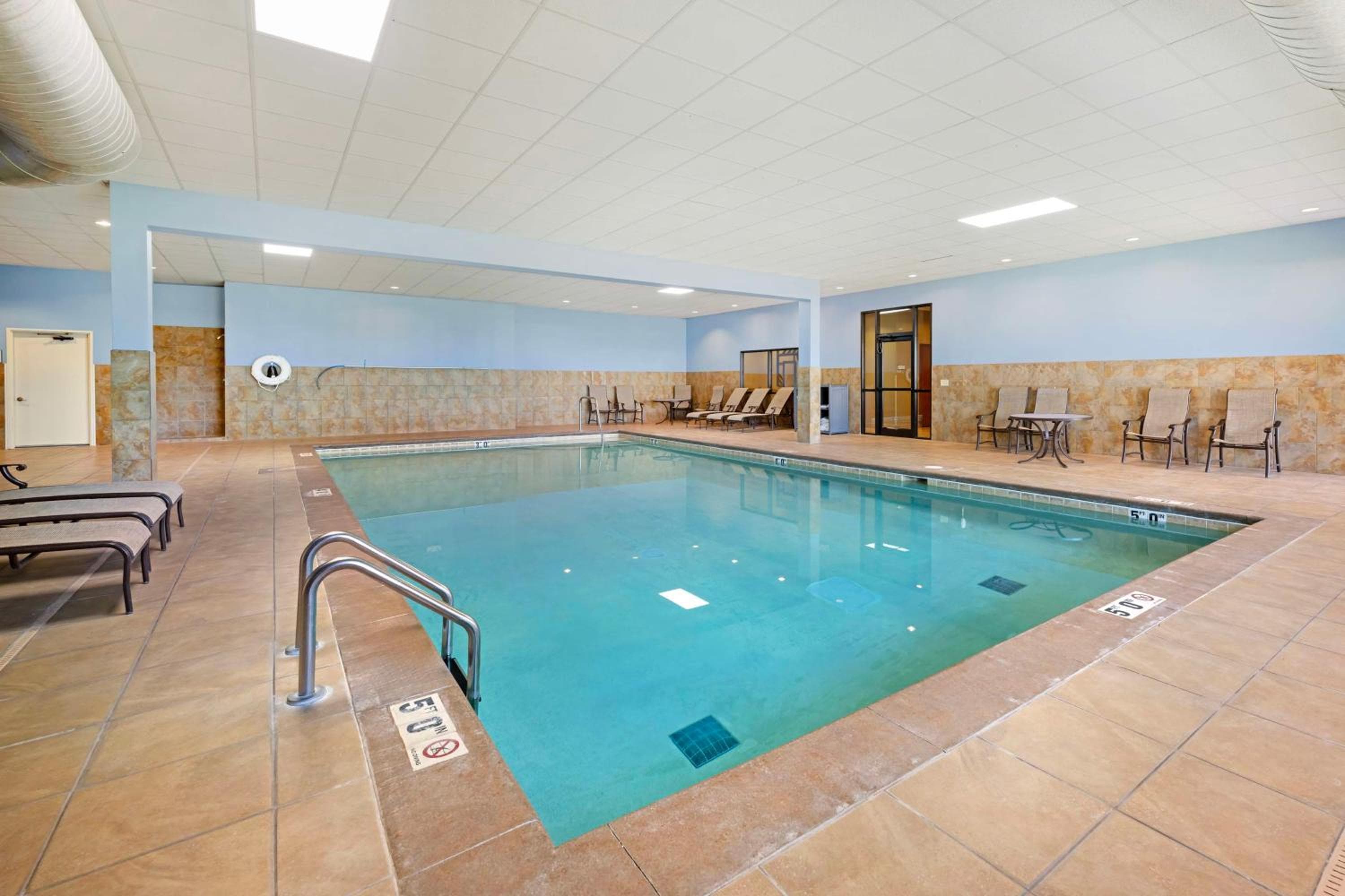 Best Western Plus Mid Nebraska Inn & Suites