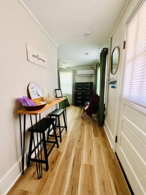 Updated, Fenced, Pet Friendly Downtown Cottage