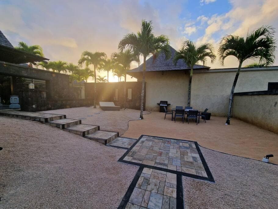 Villa luxe et zen dans domaine 5 étoiles en bord de mer