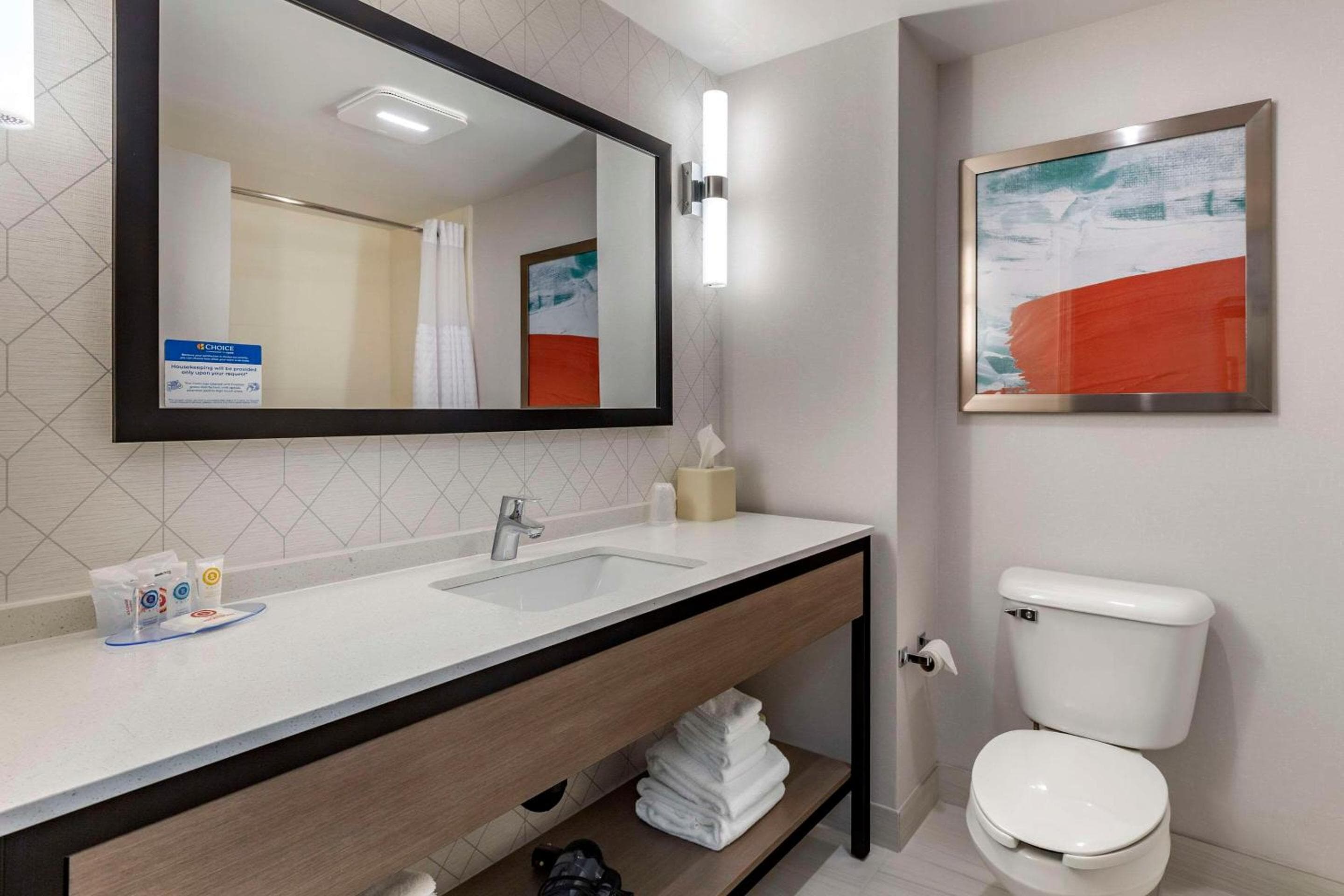 Comfort Inn & Suites Hadley - Amherst