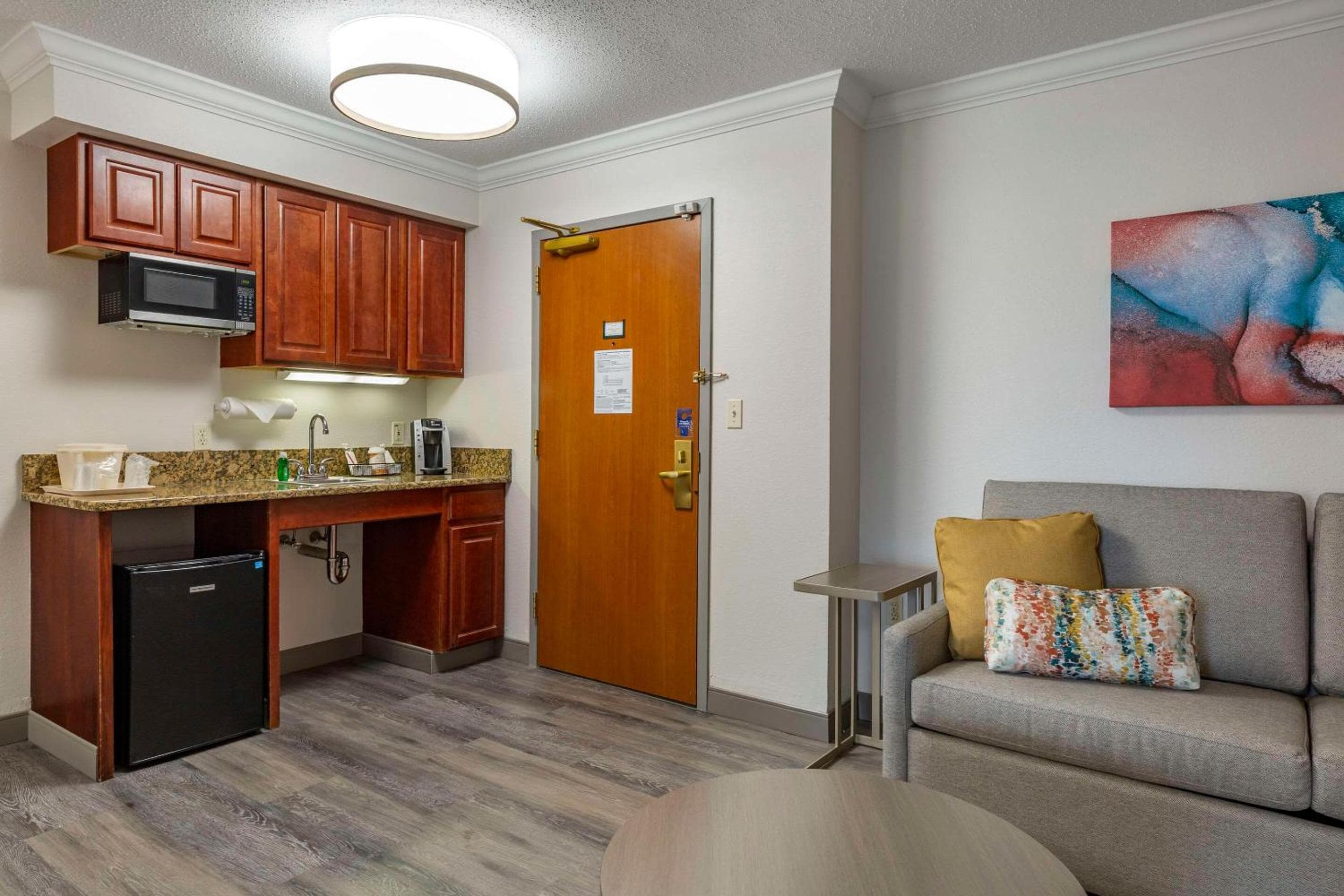 Comfort Inn & Suites Hadley - Amherst