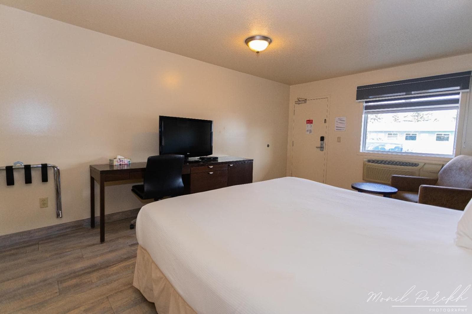 Empire Inn & Suites