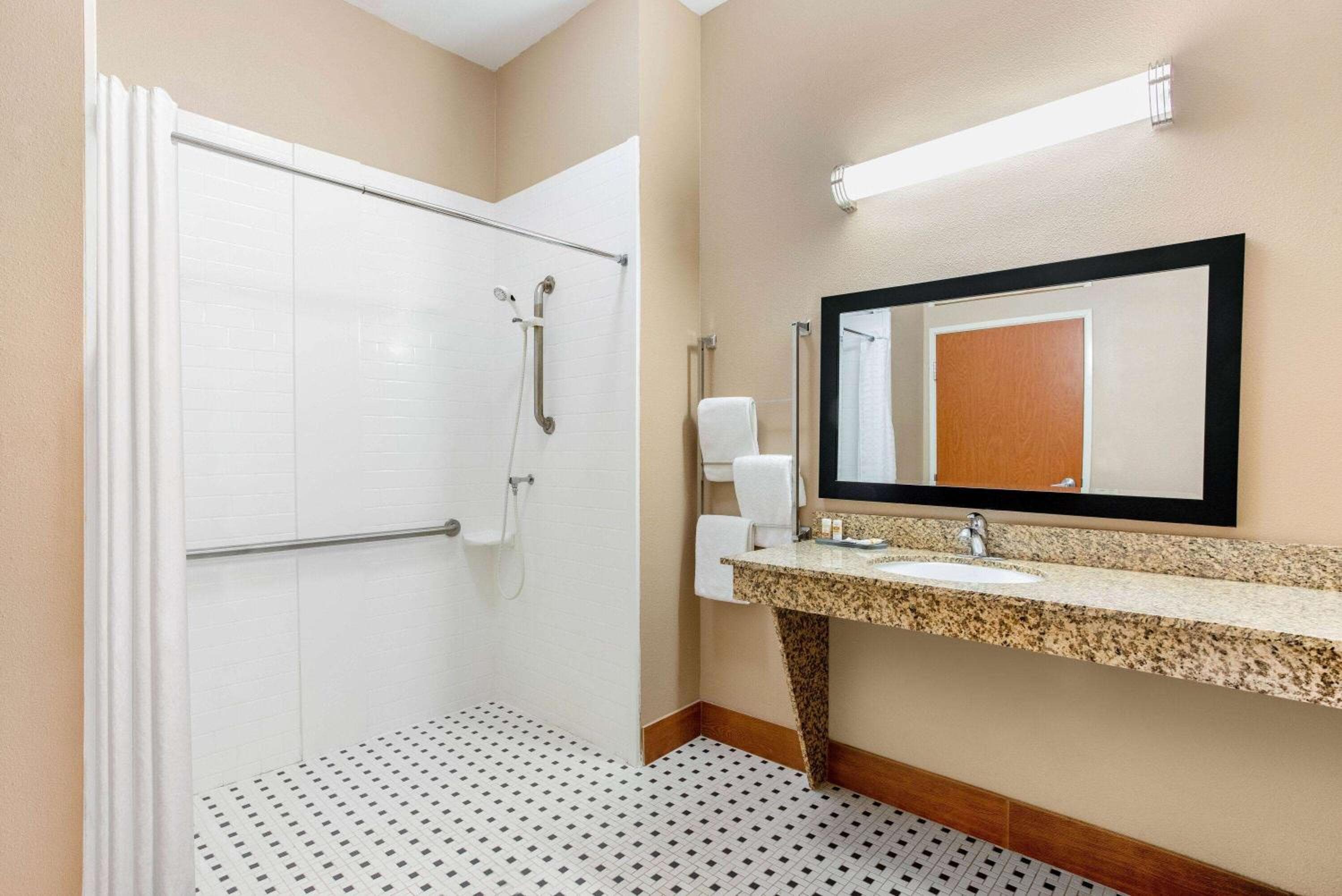 Spark by Hilton Plainfield Indianapolis Airport