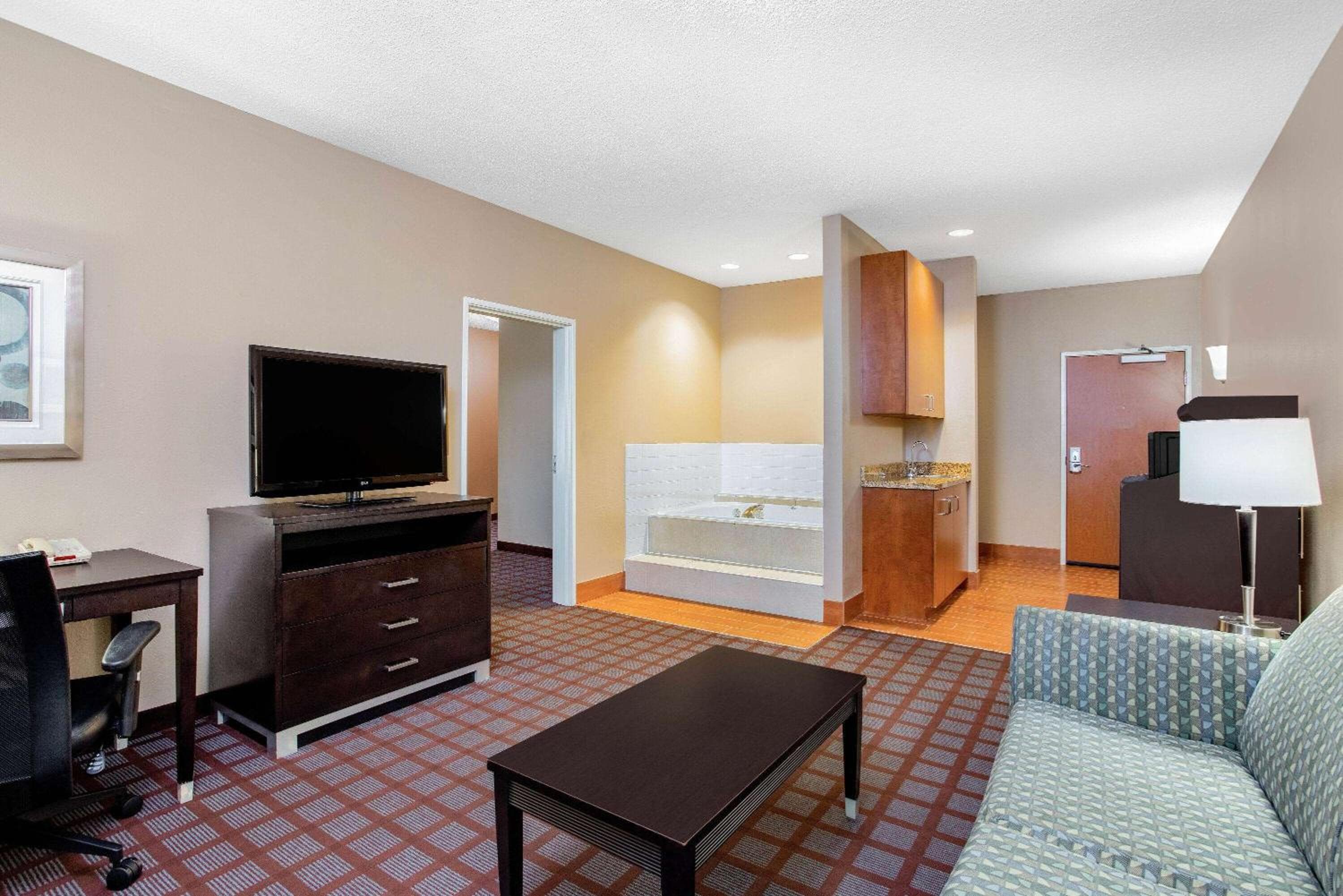 Spark by Hilton Plainfield Indianapolis Airport