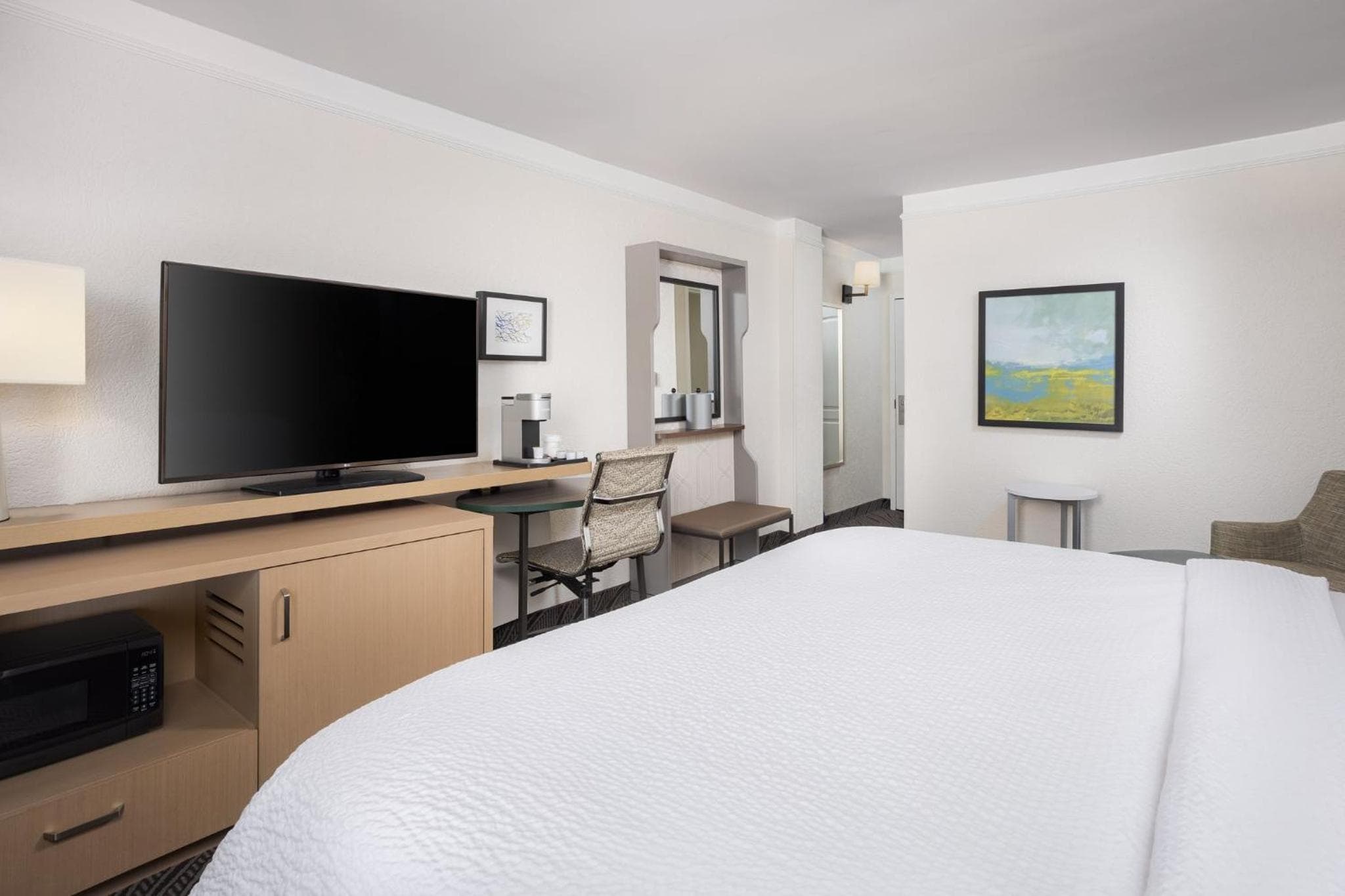 Holiday Inn Resort Oceanfront at Surfside Beach by IHG