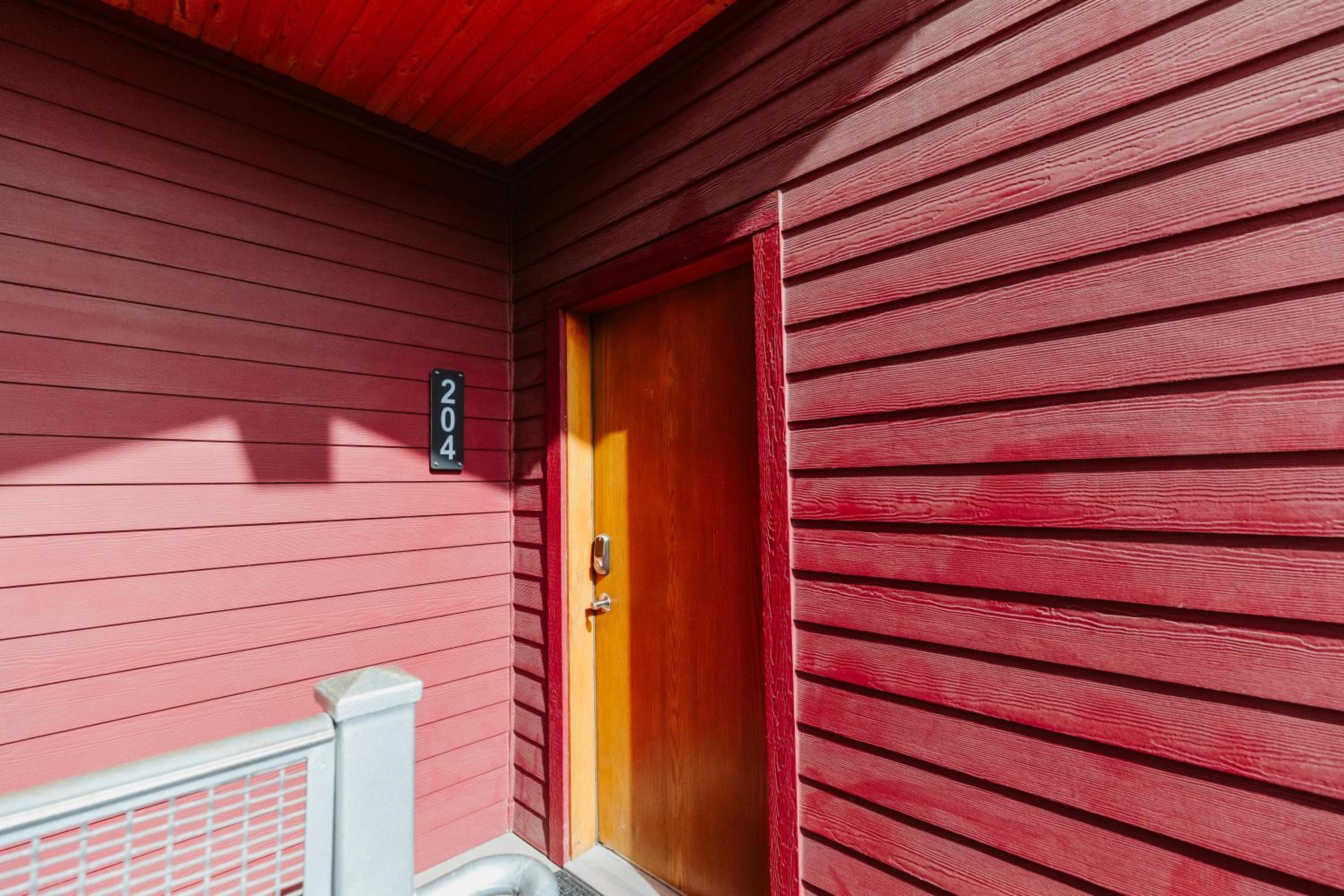 Mt Cleveland at Switchback Suites Boutique Hotel