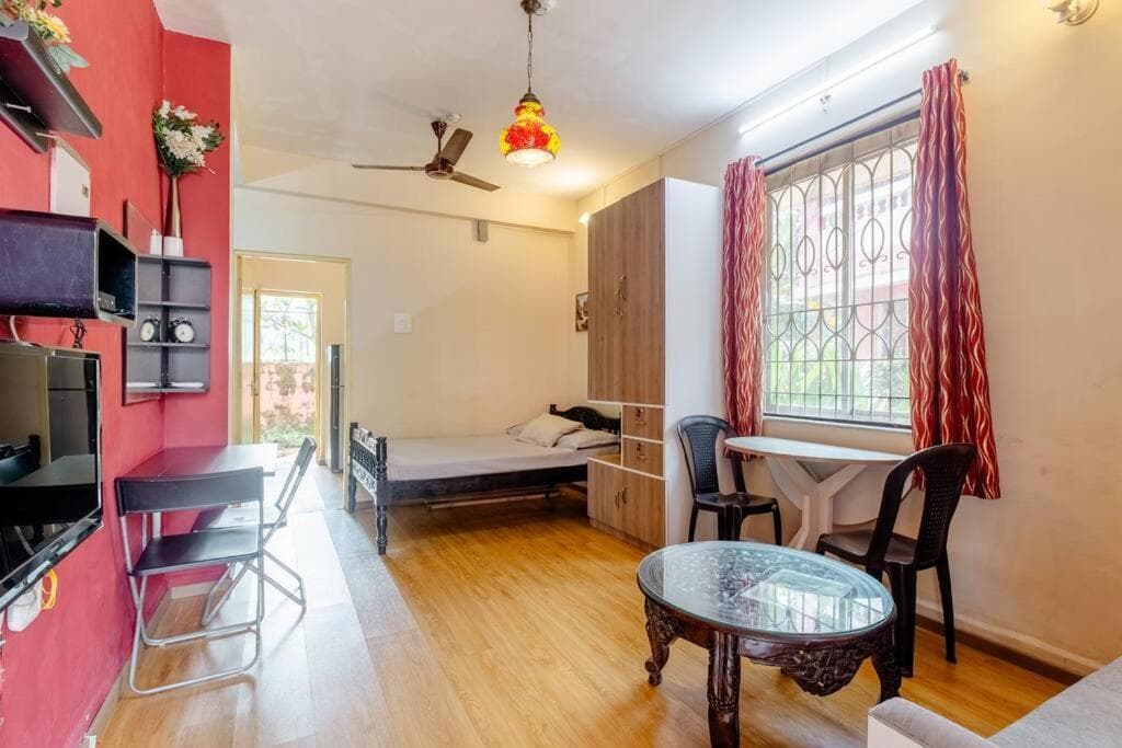 Ground Floor Studio With S Pool 3 Min Ride To Benaulim Beach