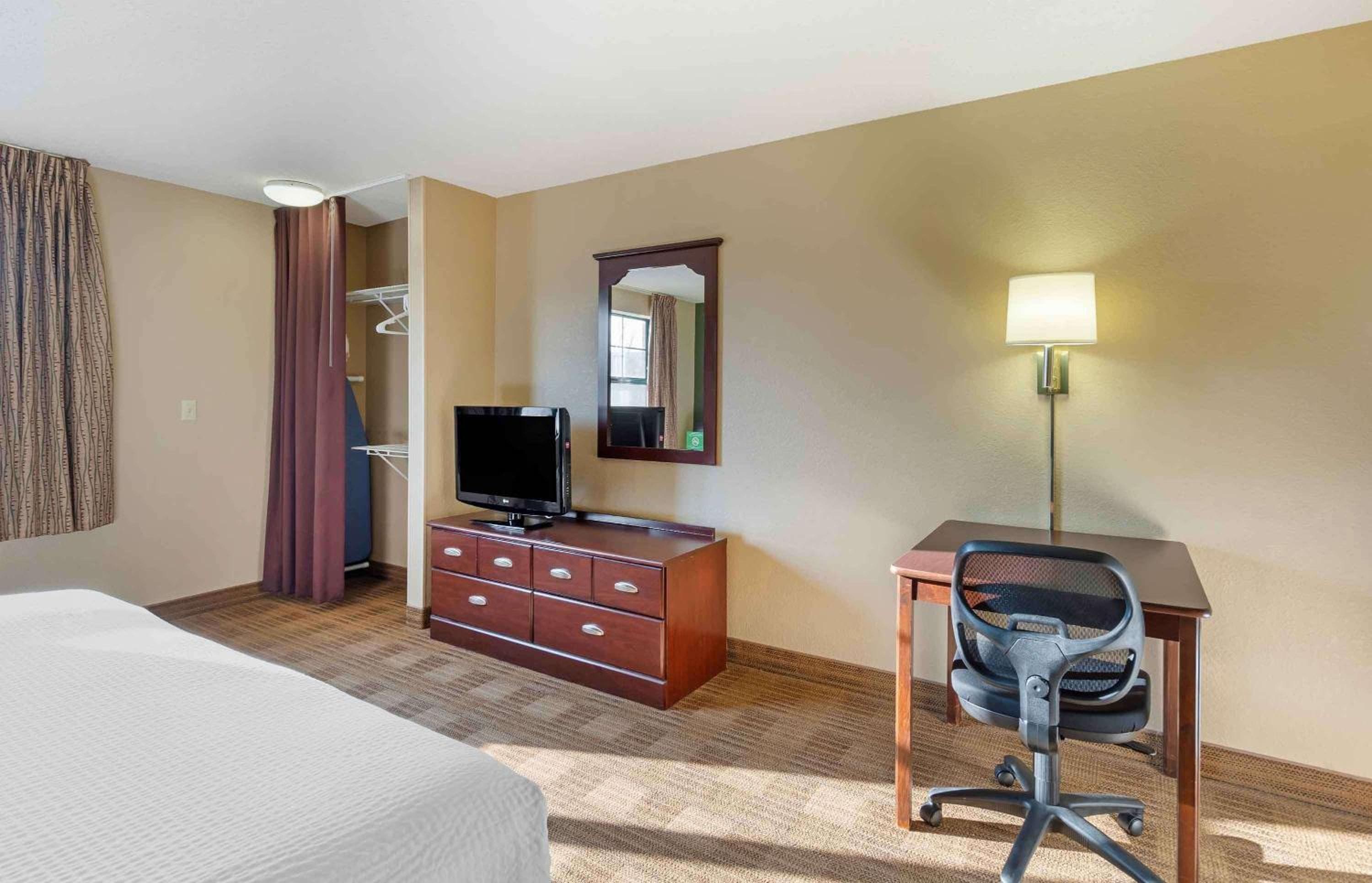 Extended Stay America Suites - Chicago - Vernon Hills - Lake Forest