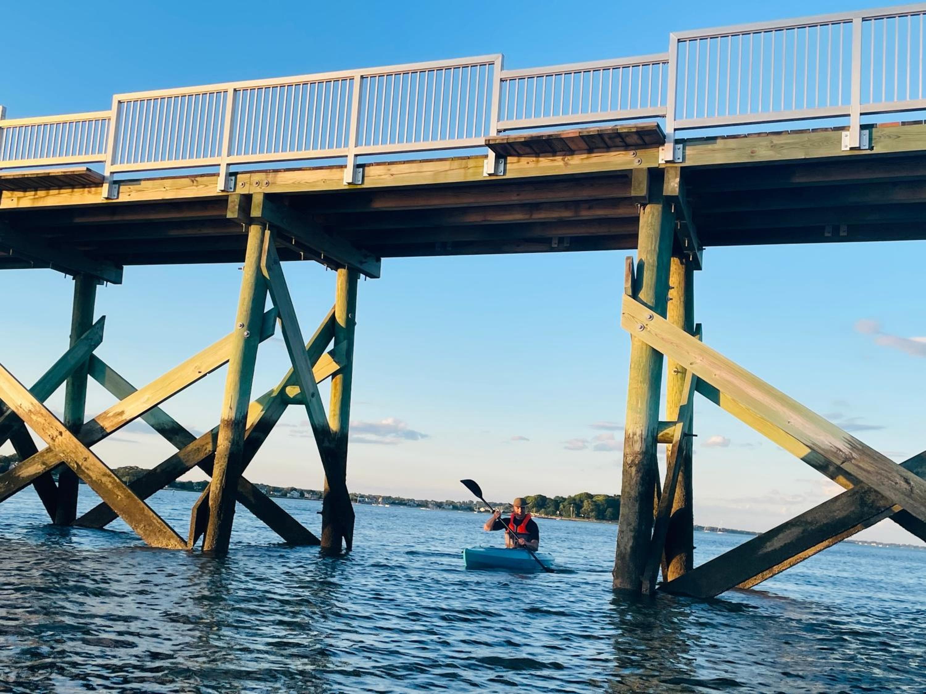 Cozy, pleasant 2BR apt in Beach community!