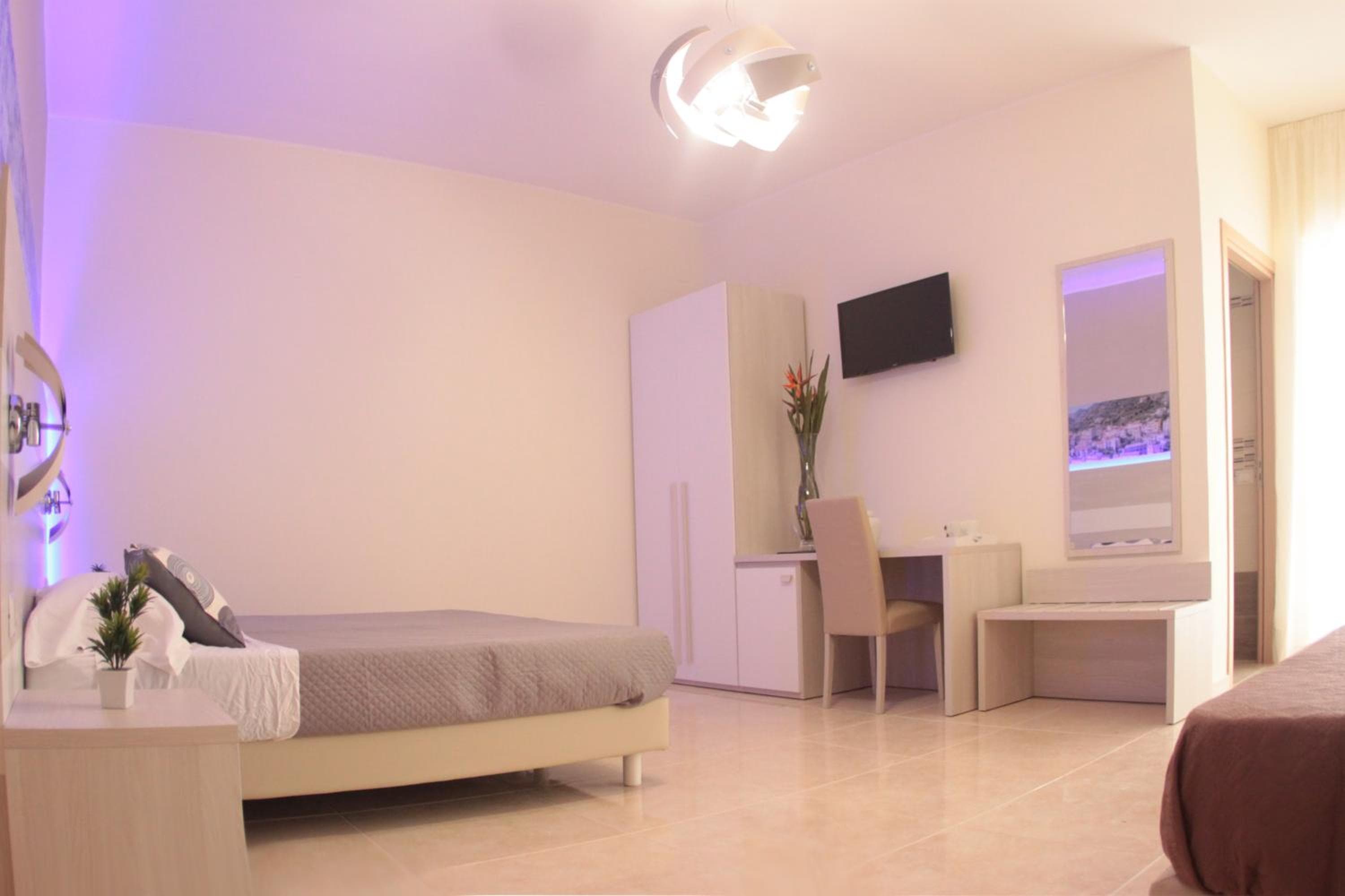 A'MANTIA HOTEL