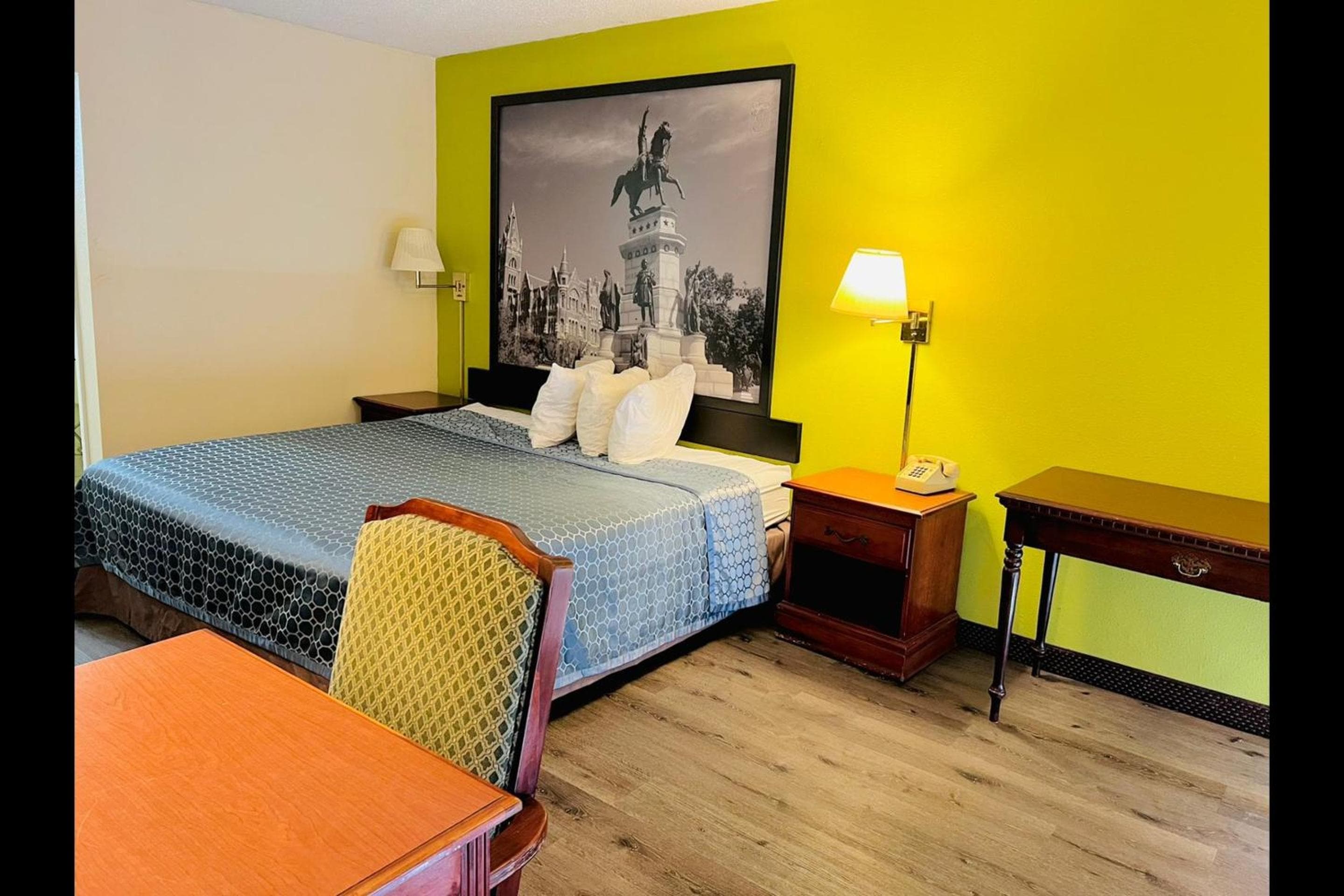 Ashland Studio Inn Richmond North near Kings Dominion -Listing Partner