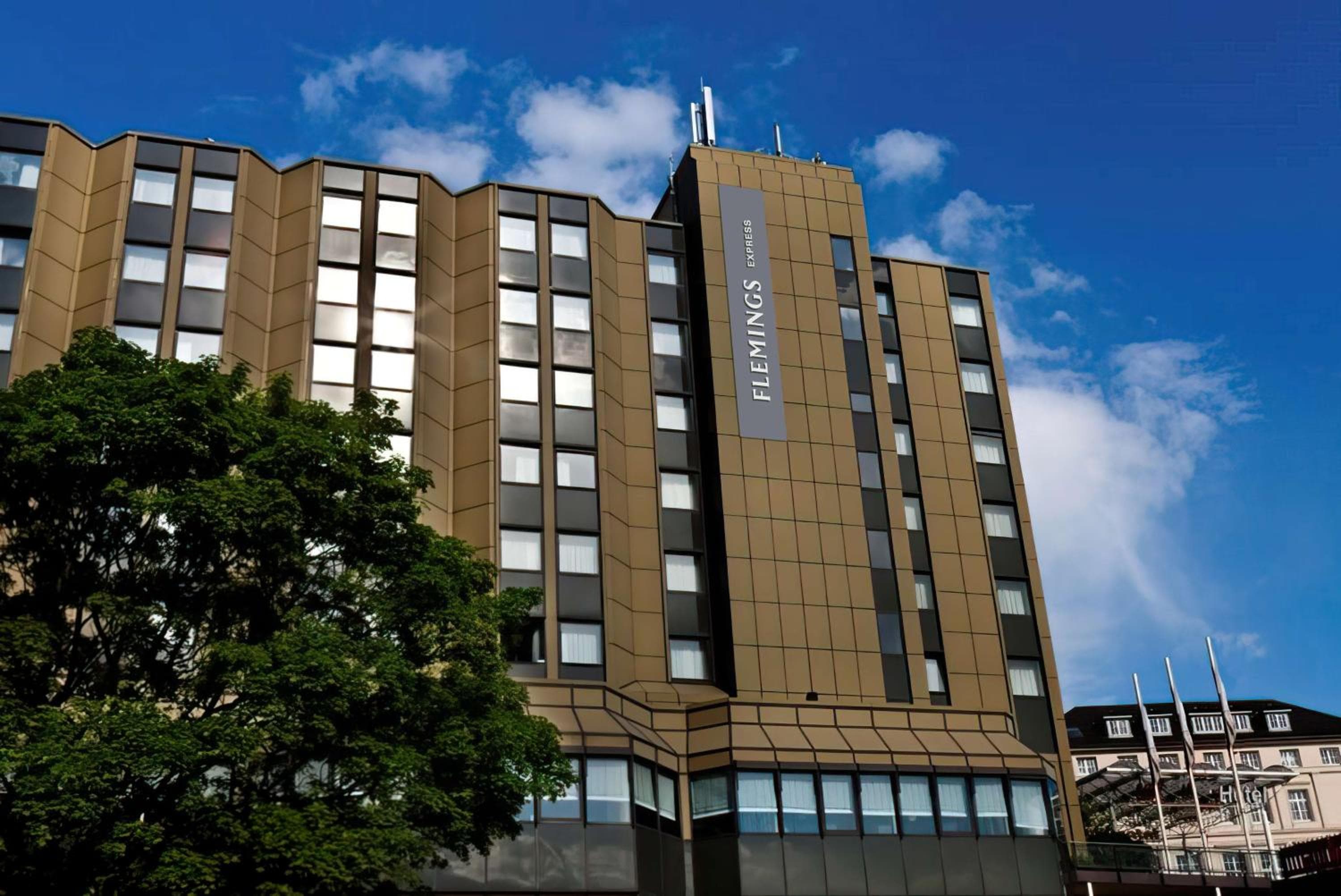 Spark by Hilton Wuppertal City Centre