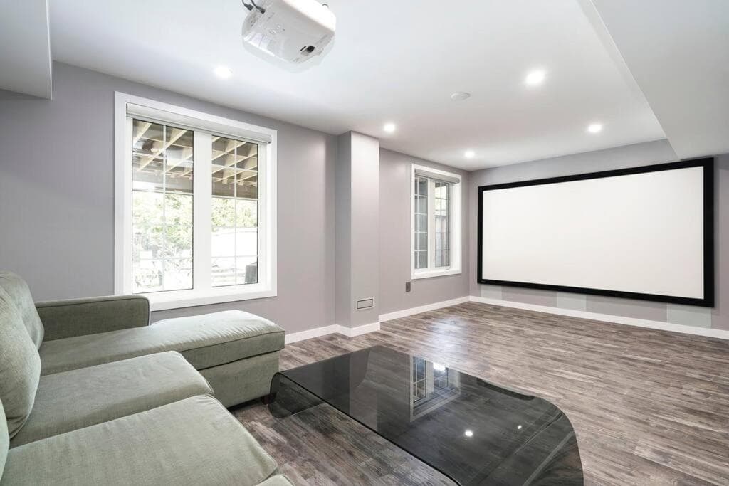The Gate Chic & Cozy Basement Retreat in Ajax