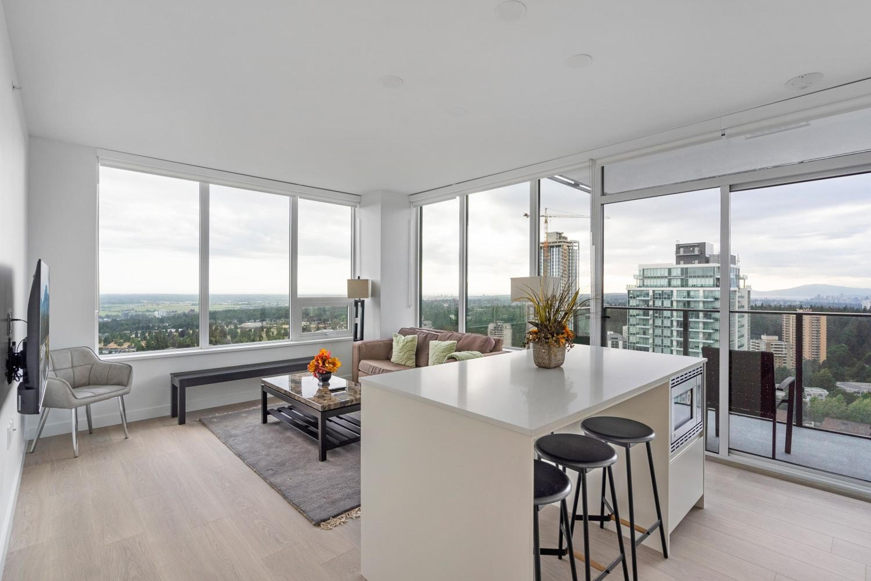 Brand New Apartment with Unbeatable Views Walking Distance to Metrotown Station and Mall