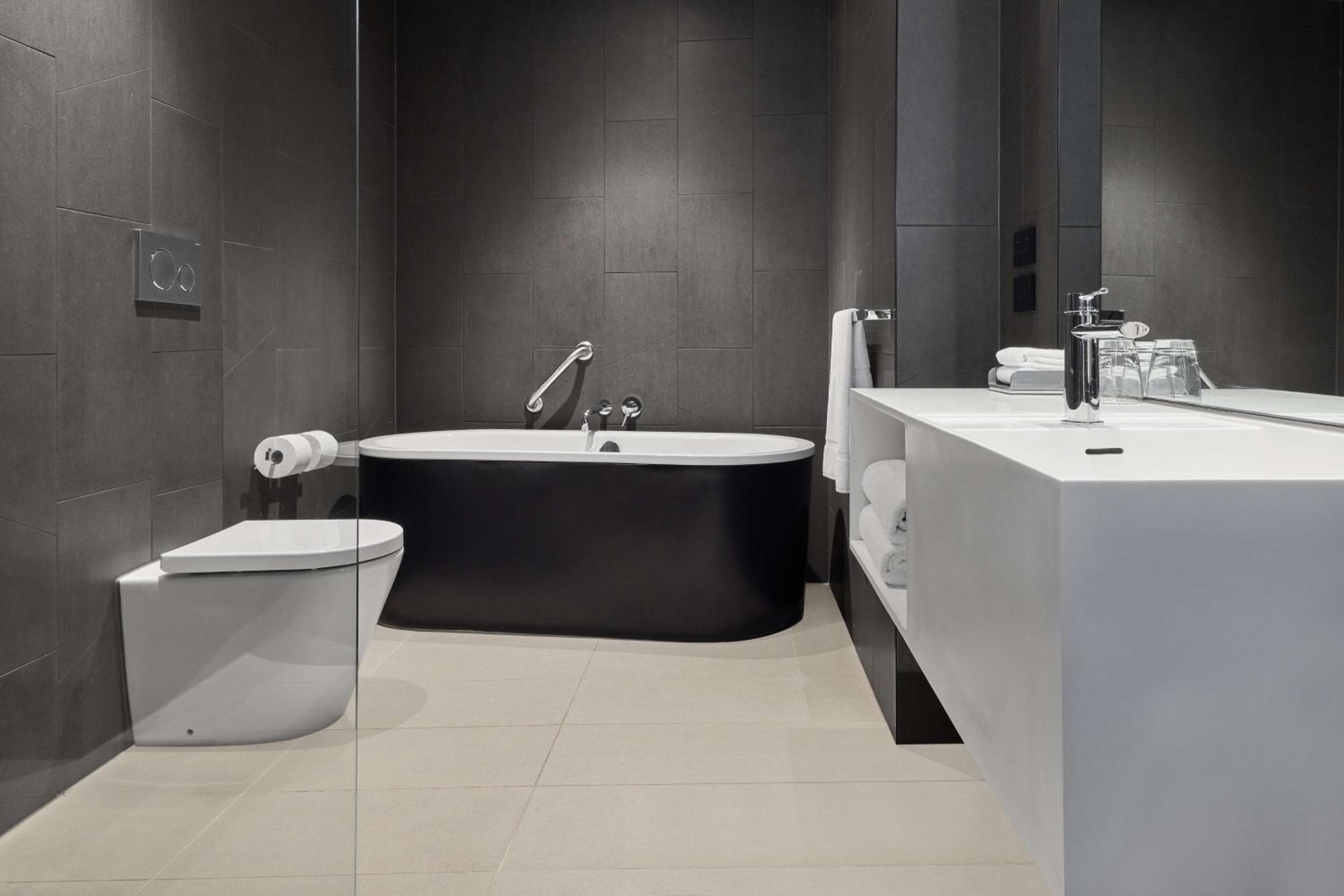 Vibe Hotel Melbourne Docklands