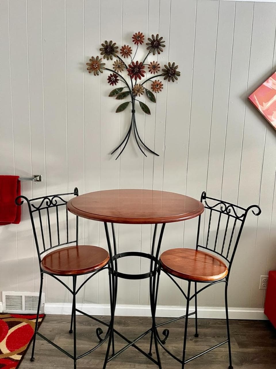 Cozy Buffalo Home-Sleeps 4