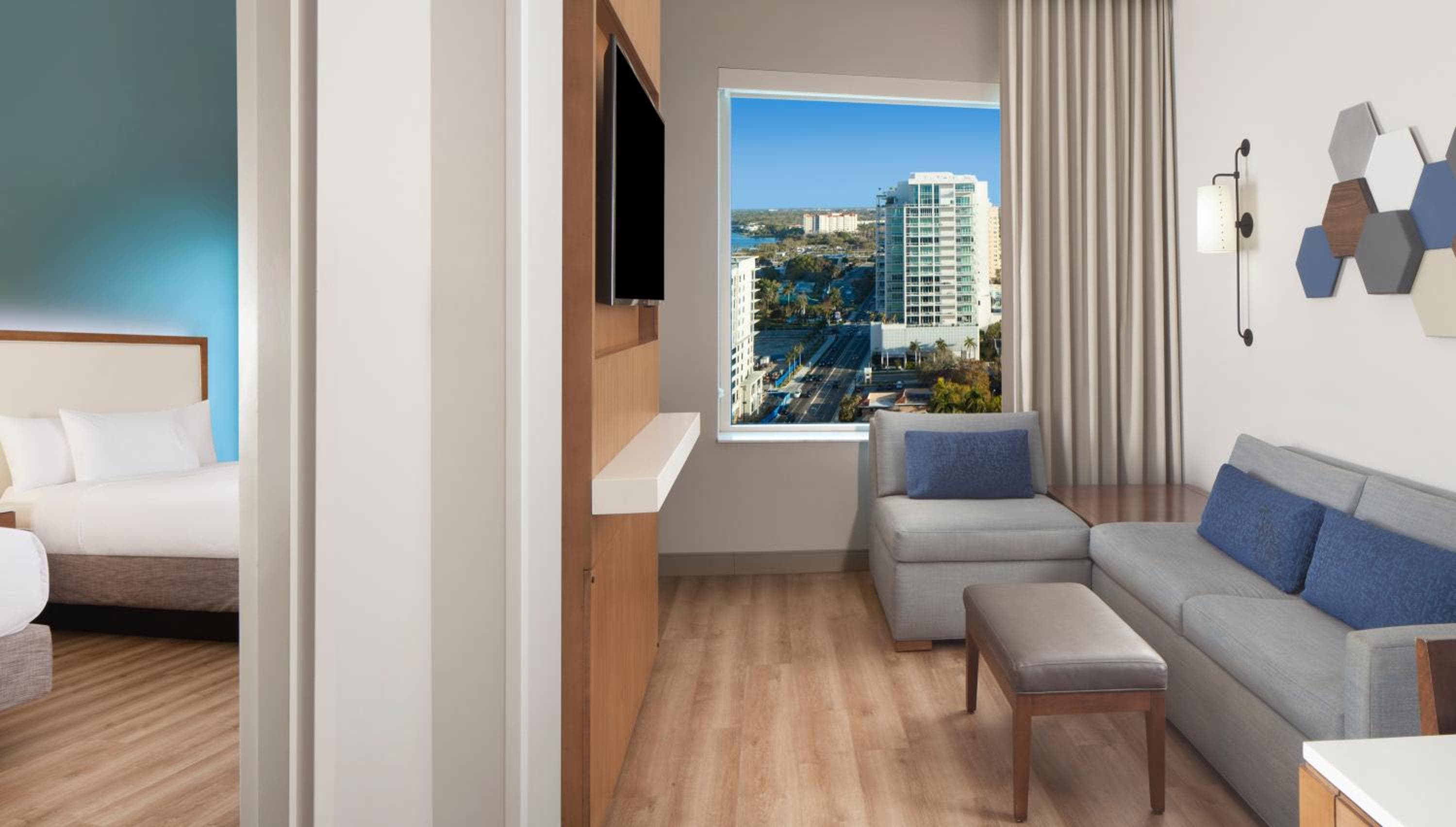 Embassy Suites By Hilton Sarasota