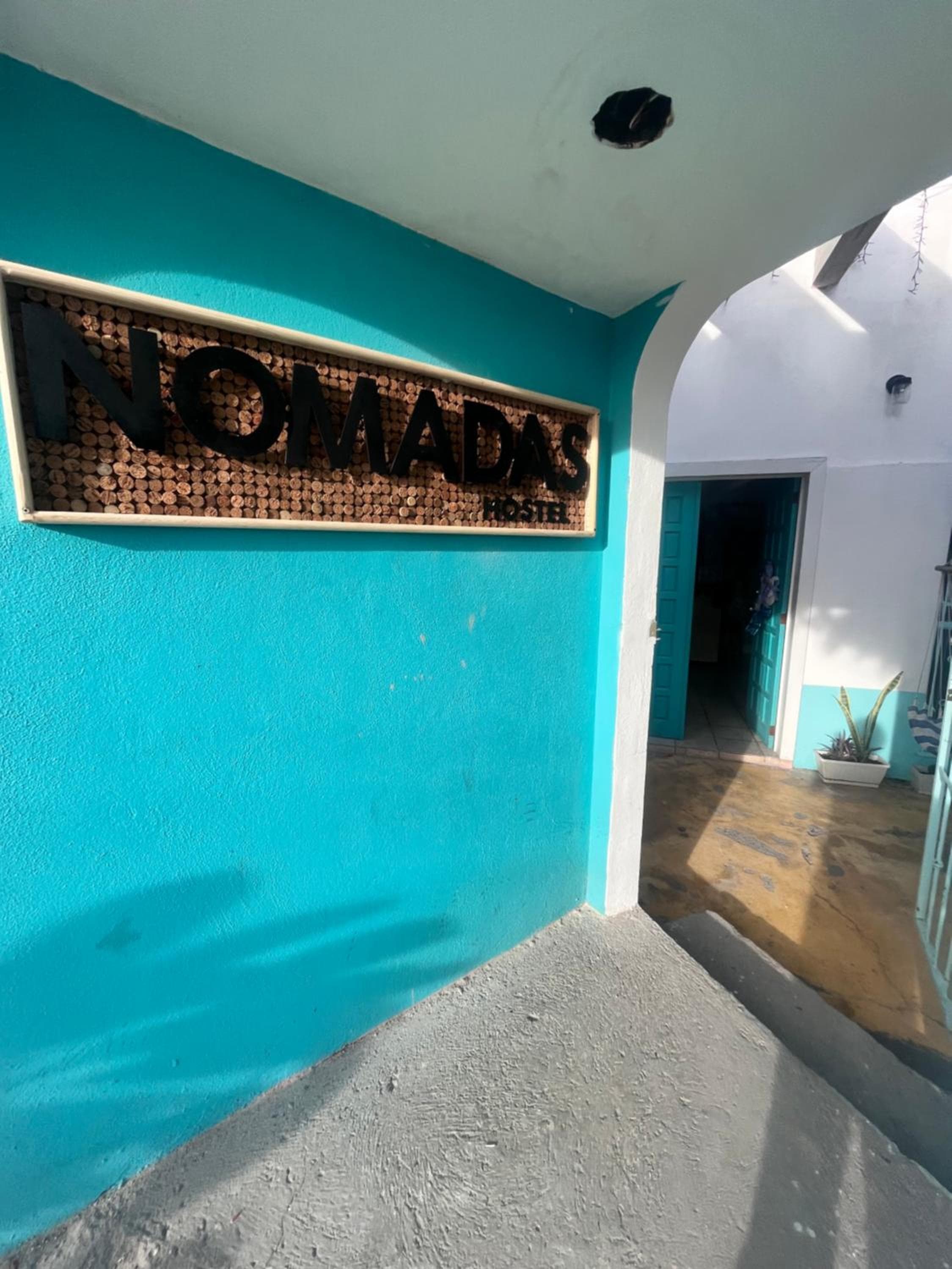 Nómadas Hostel