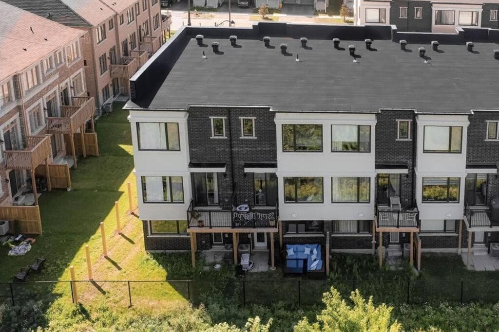 CasaWoodbridge 3 Story Town House
