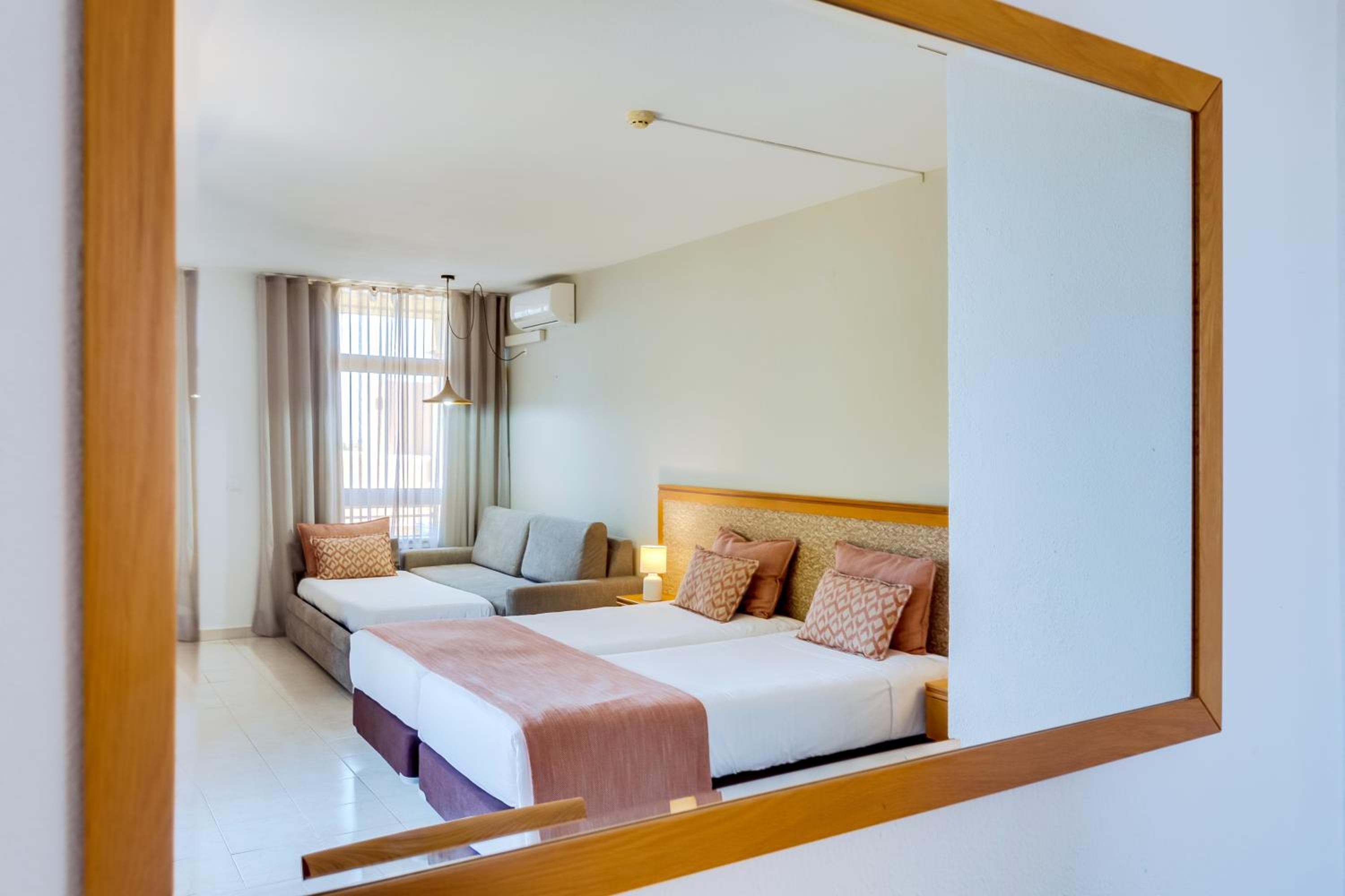 Auramar Beach Resort