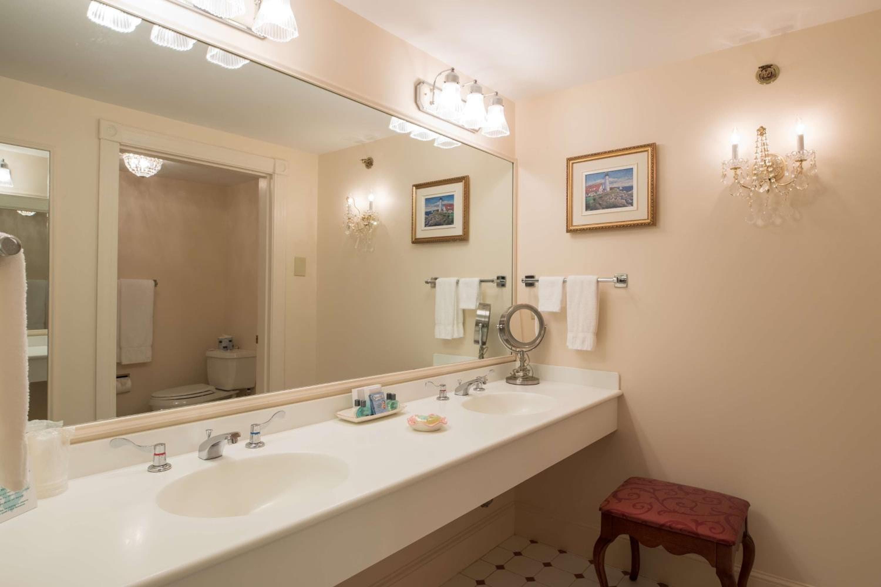 Bluenose Inn - Bar Harbor Collection