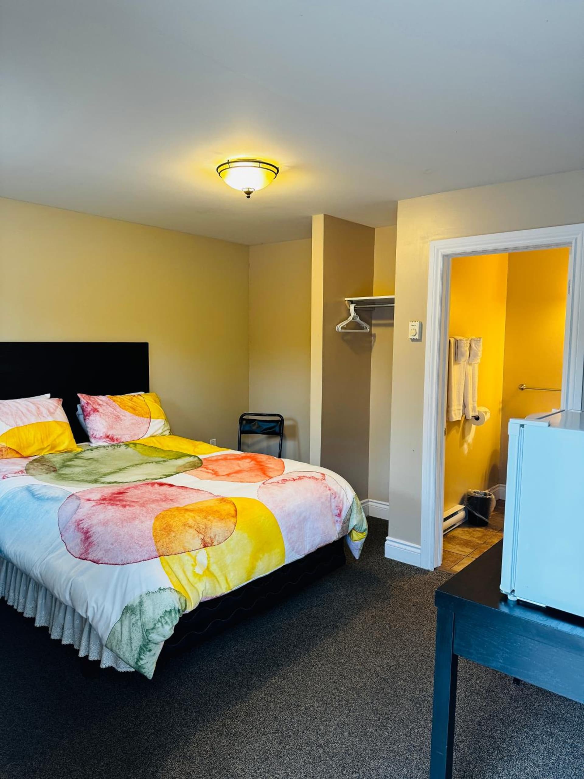 Fundy Line Motel