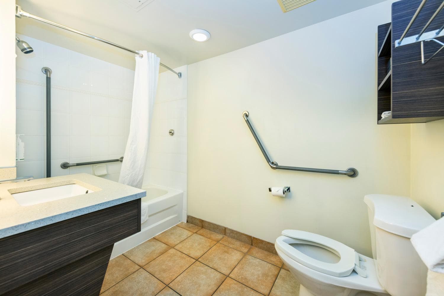 Grand Park Hotel & Suites Downtown Vancouver, an Ascend Collection Hotel