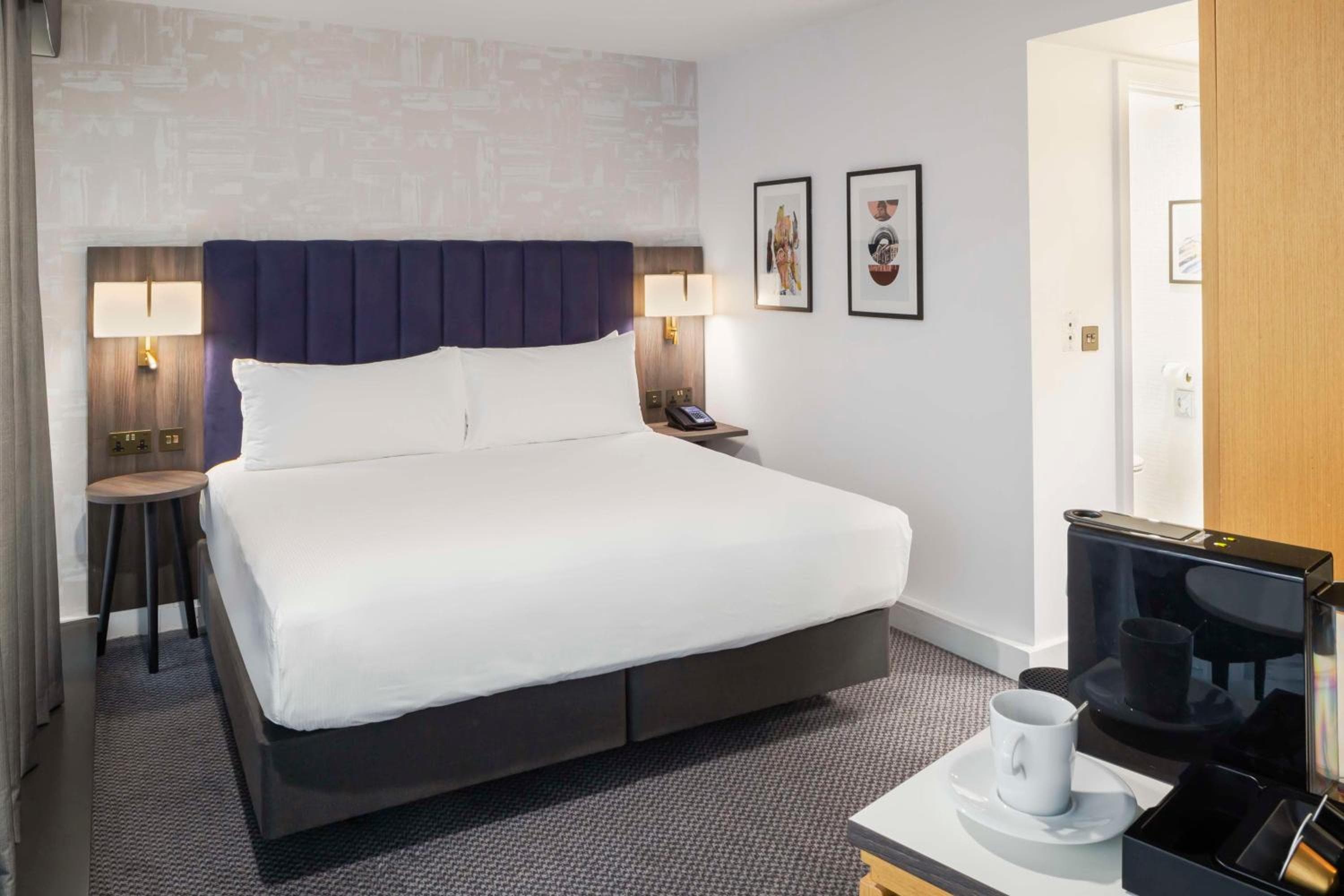 DoubleTree by Hilton Manchester Piccadilly
