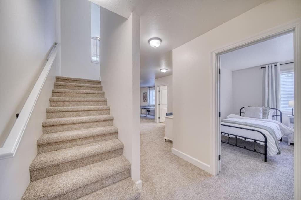 Rexburg Cottage - Brand New Neighborhood Downtown