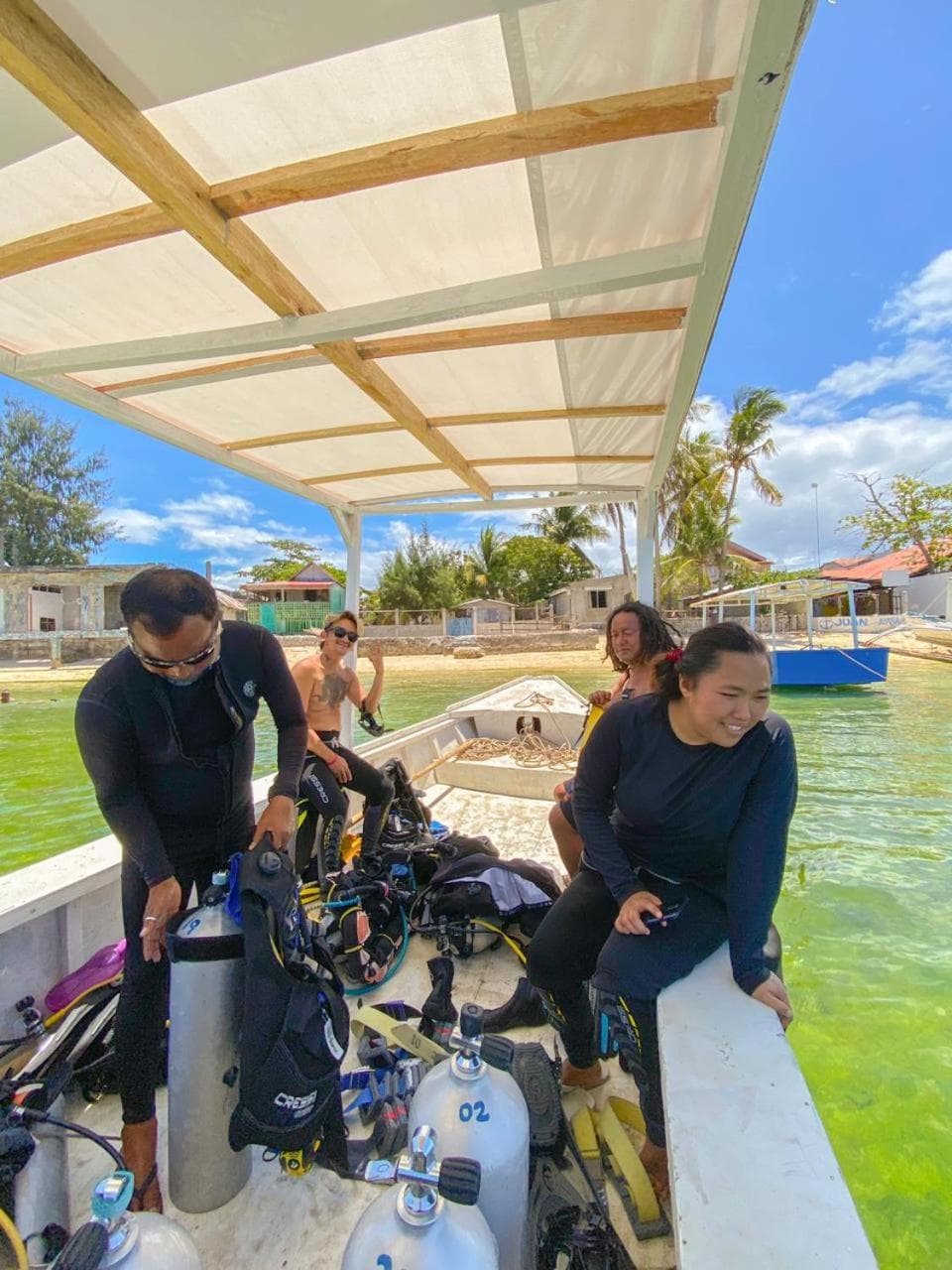 Malapascua Divergems Hostel and Diving Center