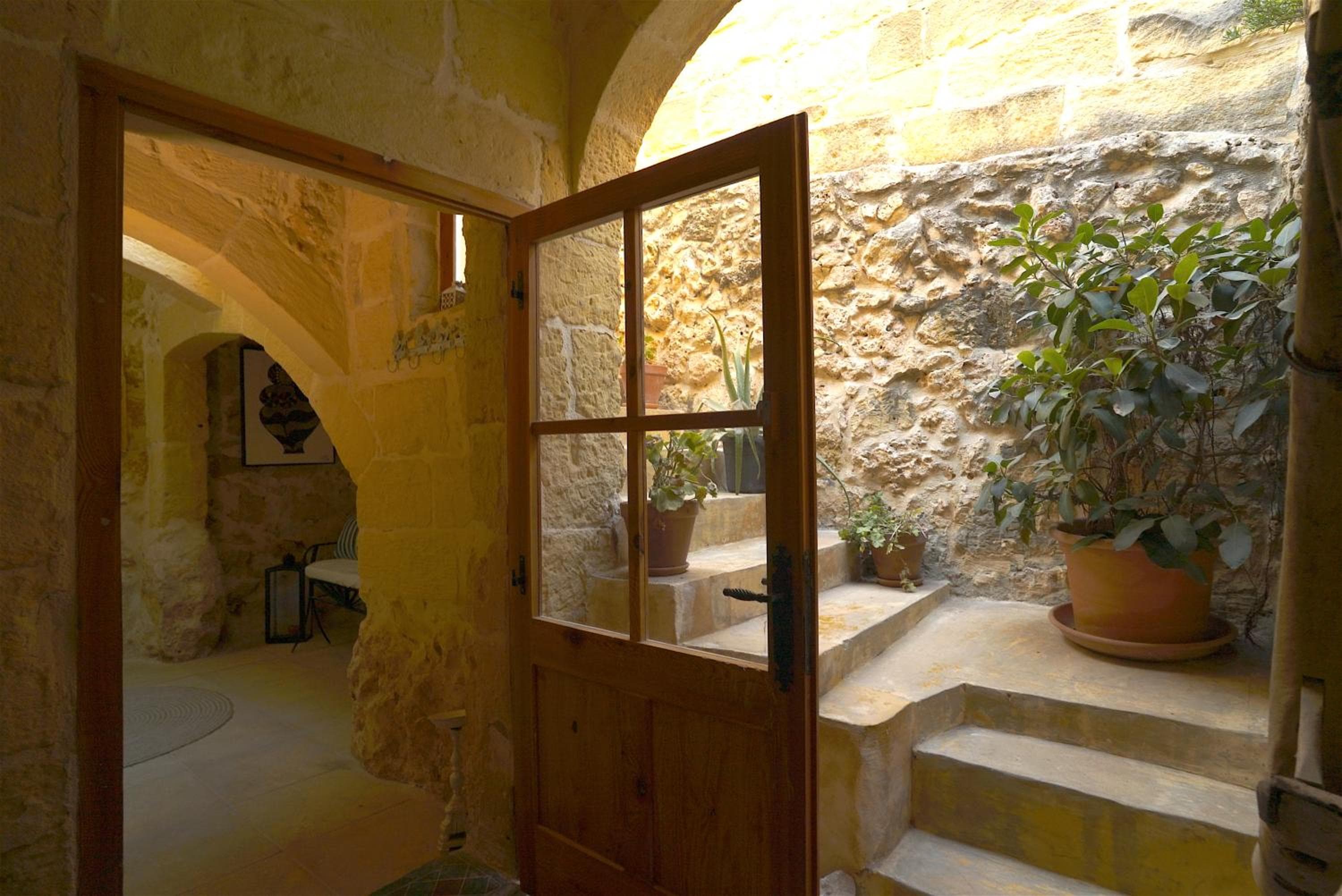 'L'Artiste' farmhouse Gozo