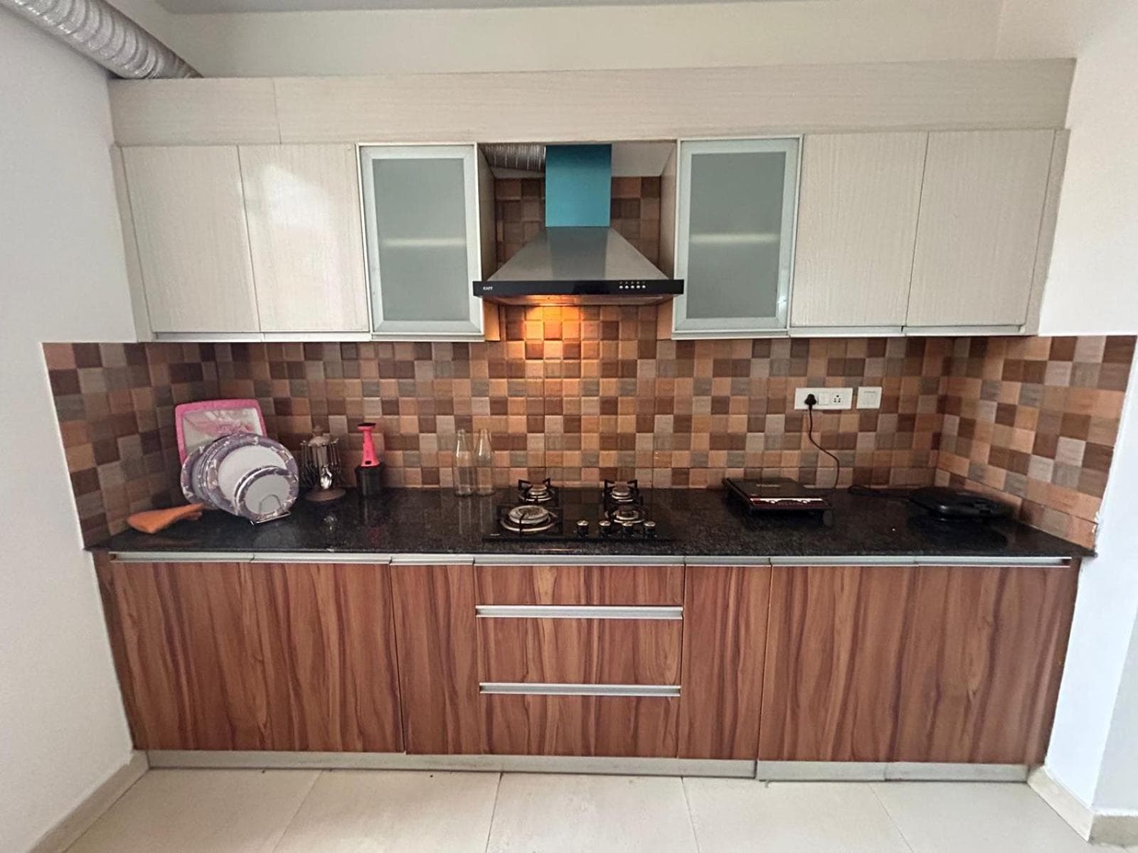 Flat in Wave estate
