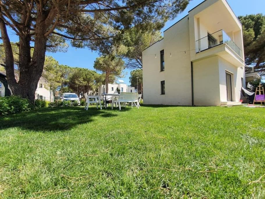 Holidays to remember-Sea Lovers Villa