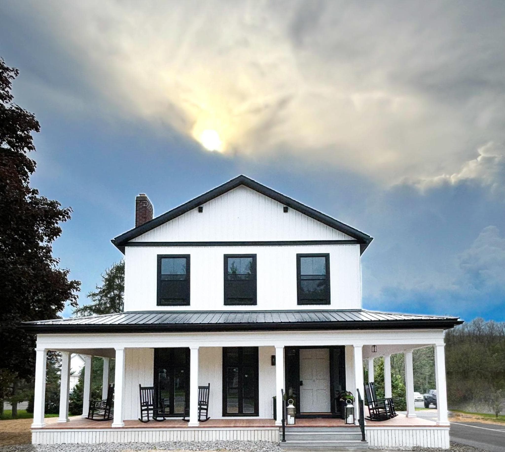 The White Creek Inn