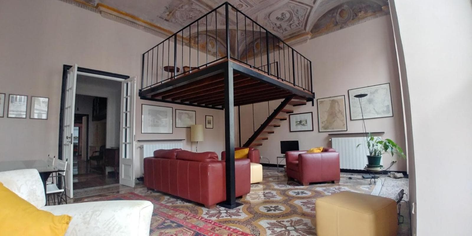 lounge