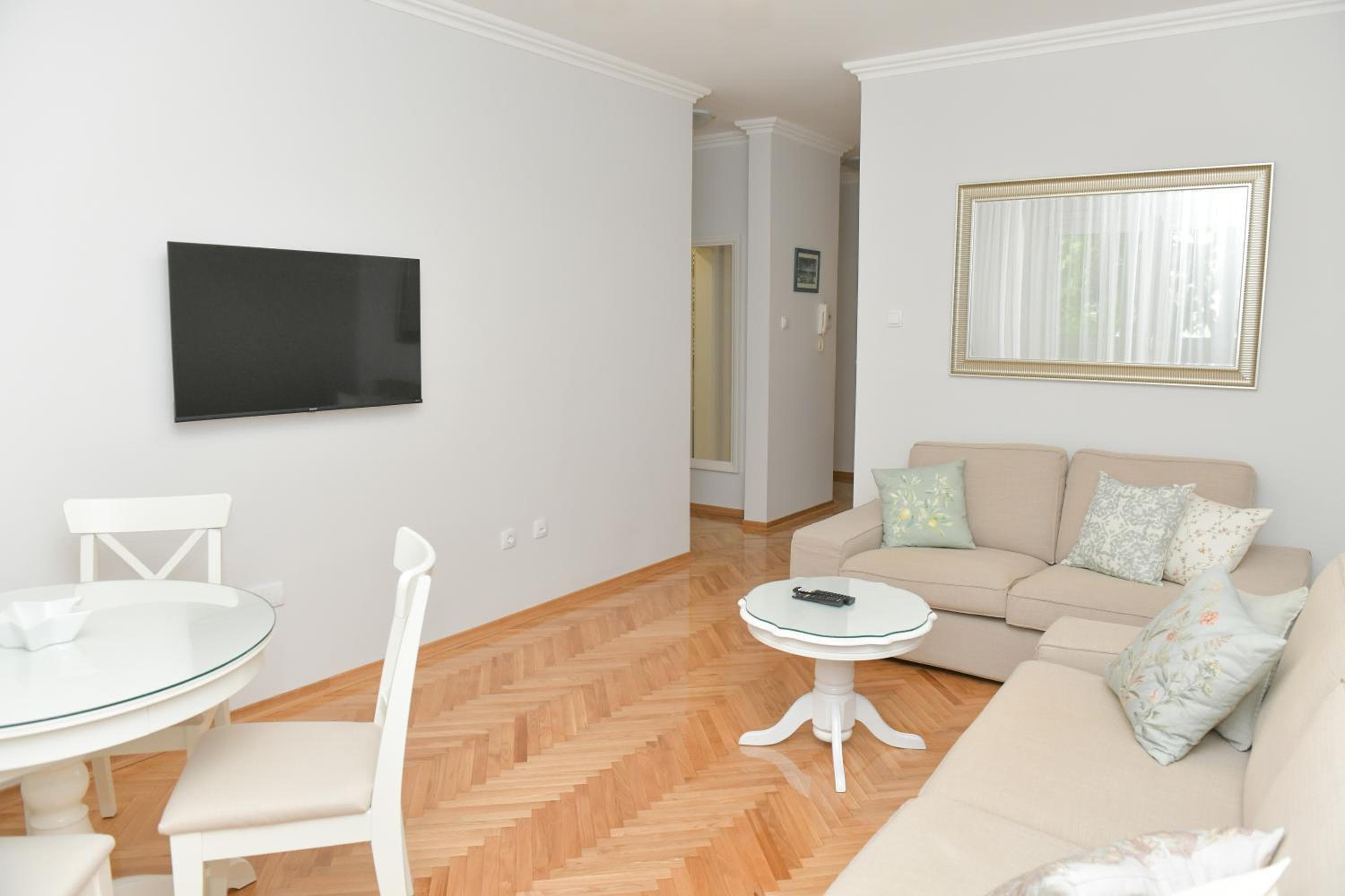 Magnolia apartment