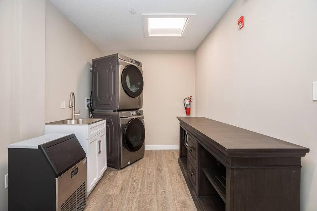Private room with Kitchen & Bath 4