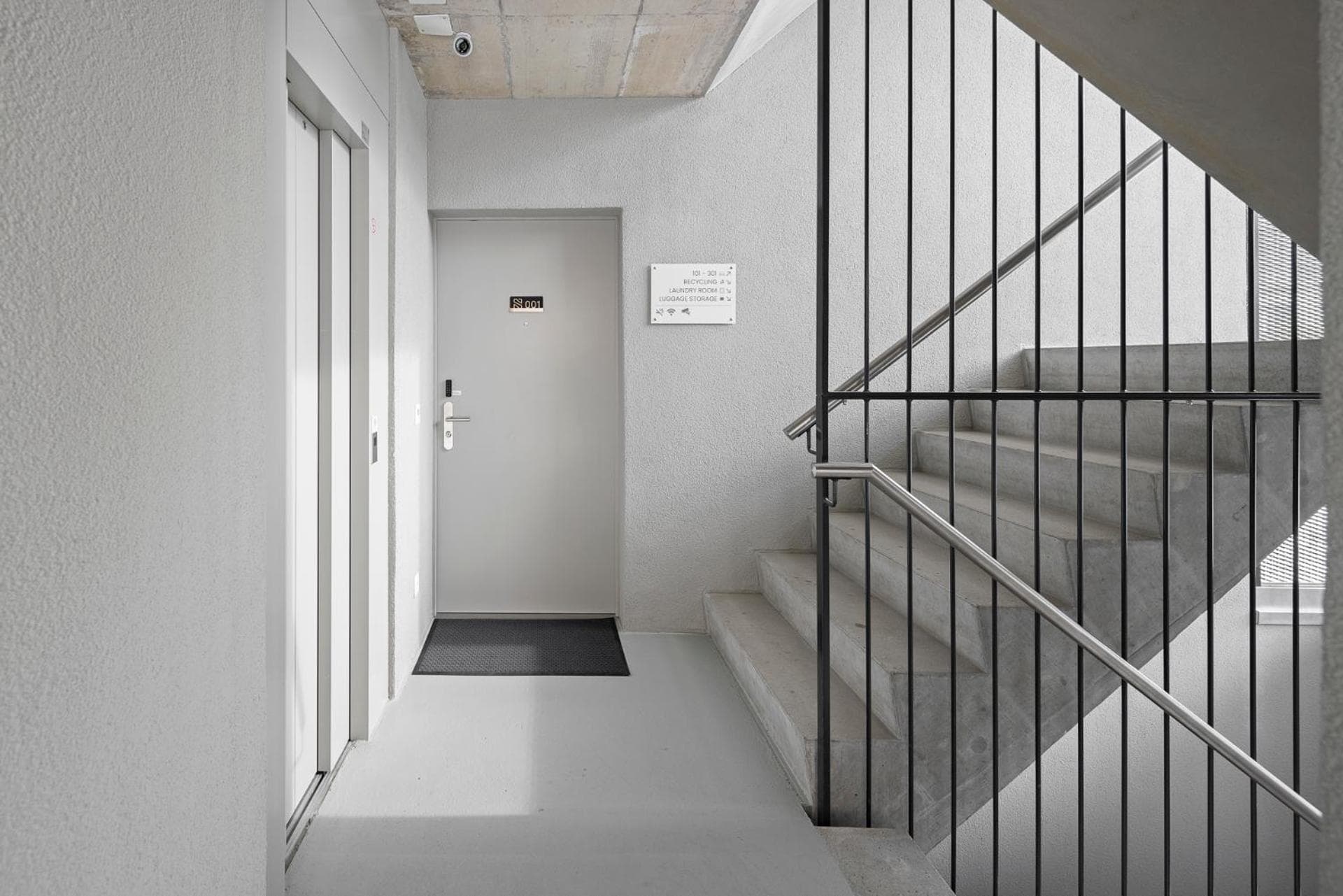 STAYY Flagship Limmattal Premium Apartments - 24h Self Check-in free Parking free EV Wallbox