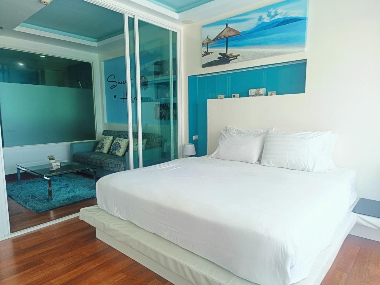 View Talay 6 Pattaya Beach Apartment by Honey