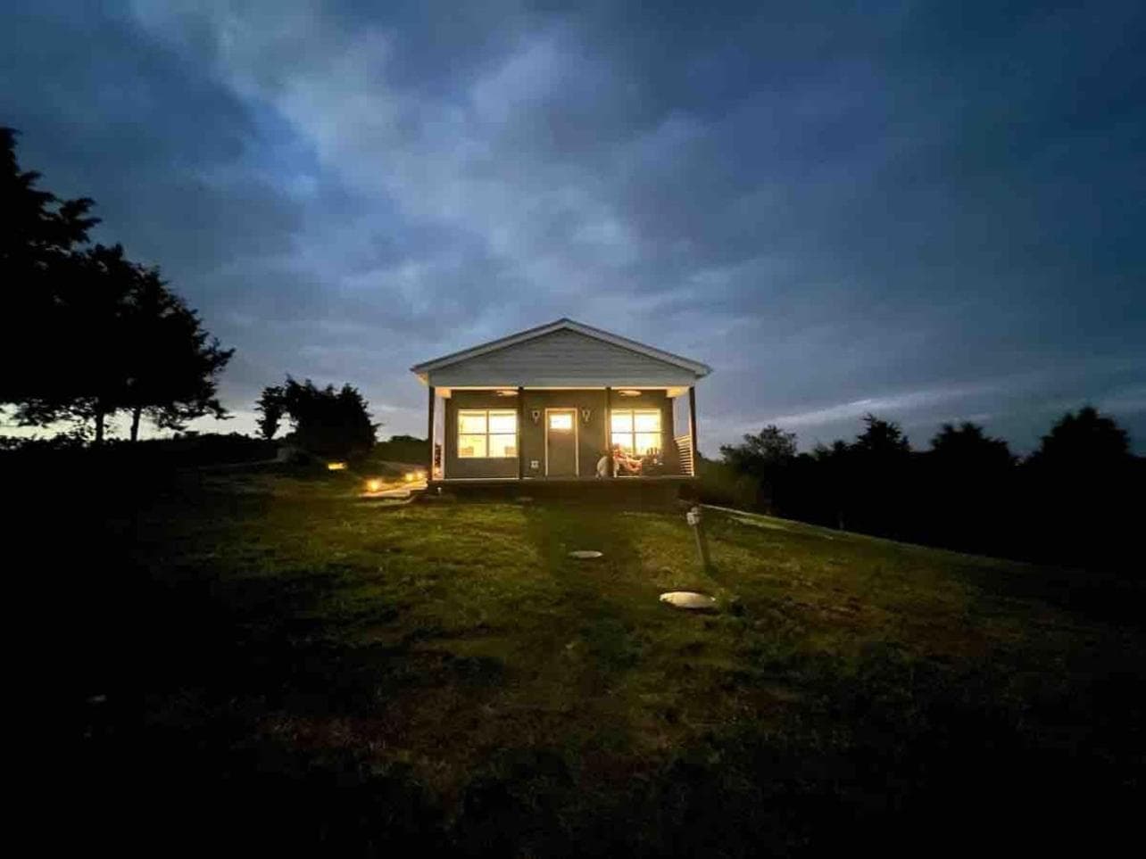 100 Acre Relaxing Retreat Near ARK - The Cottage