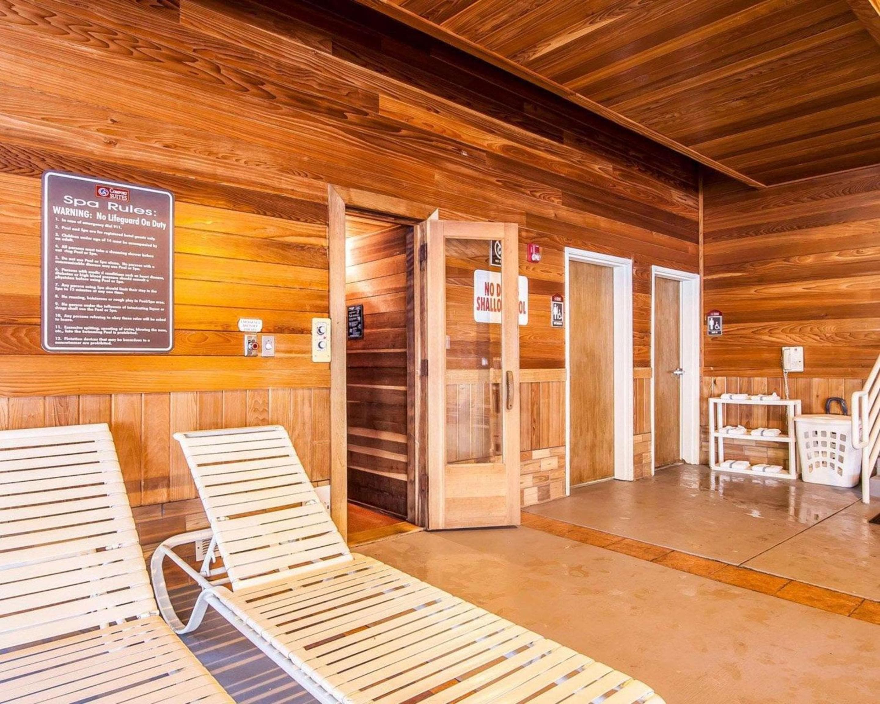 Comfort Suites Clackamas
