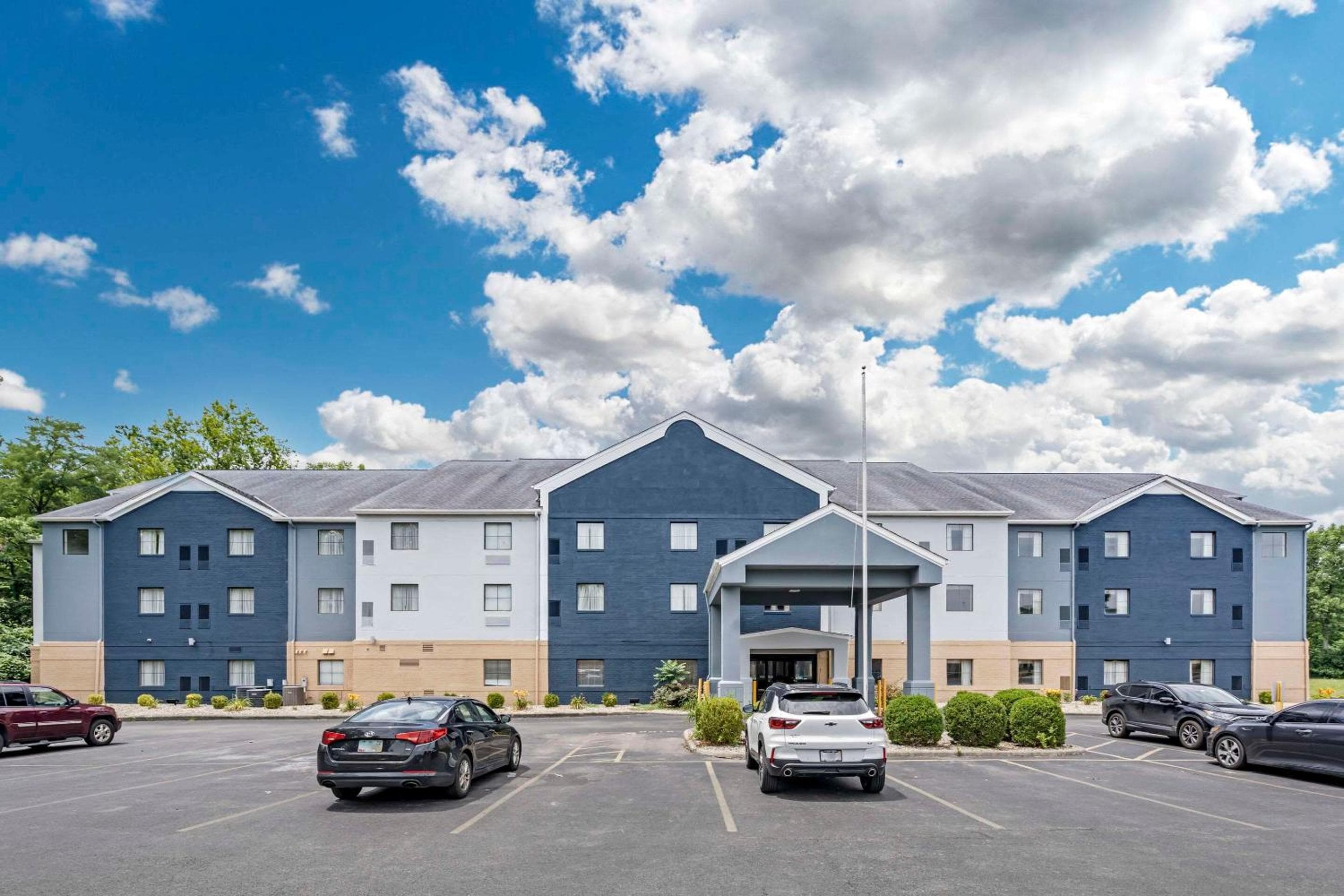 Country Inn & Suites by Radisson, Pickerington, OH