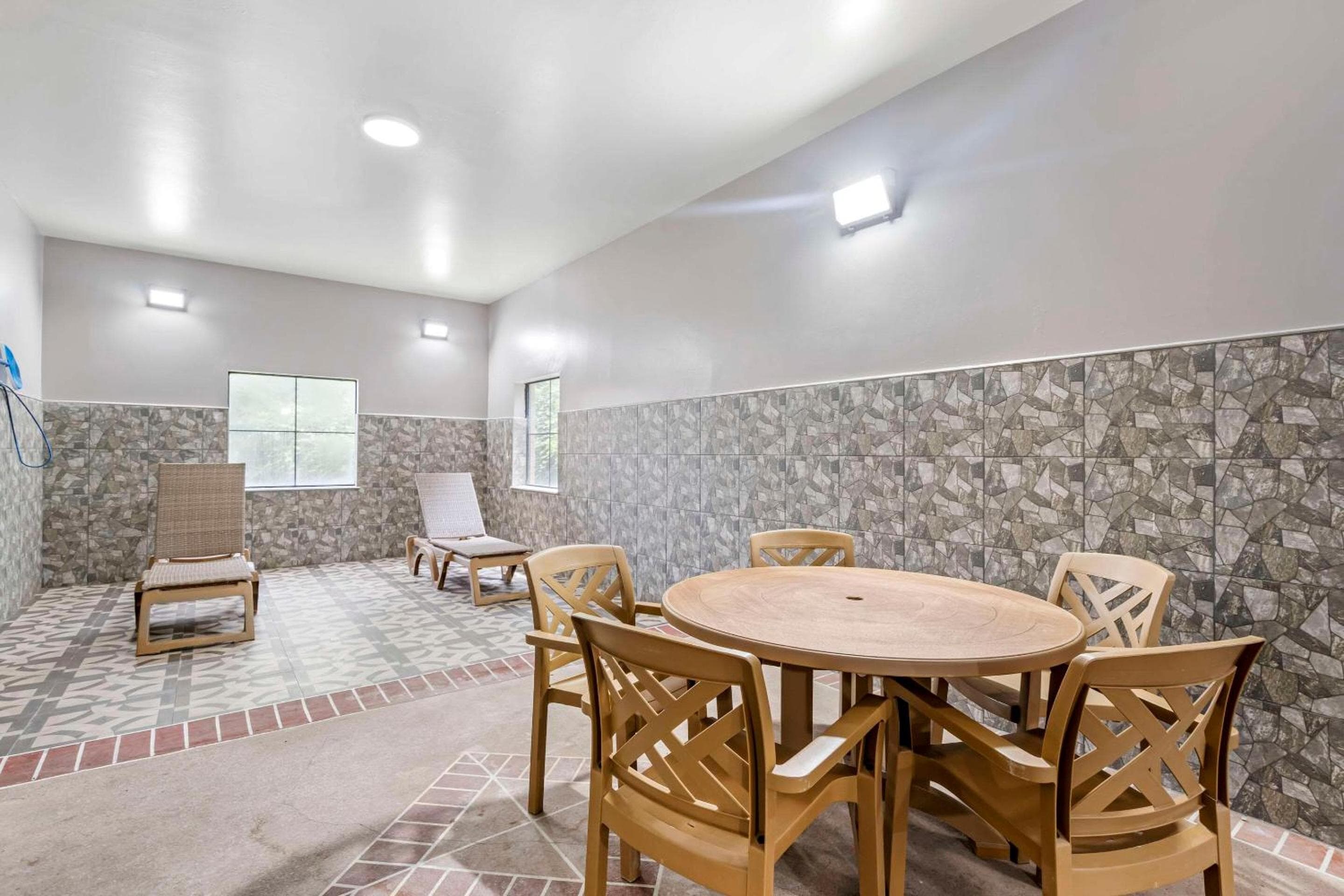 Country Inn & Suites by Radisson, Pickerington, OH