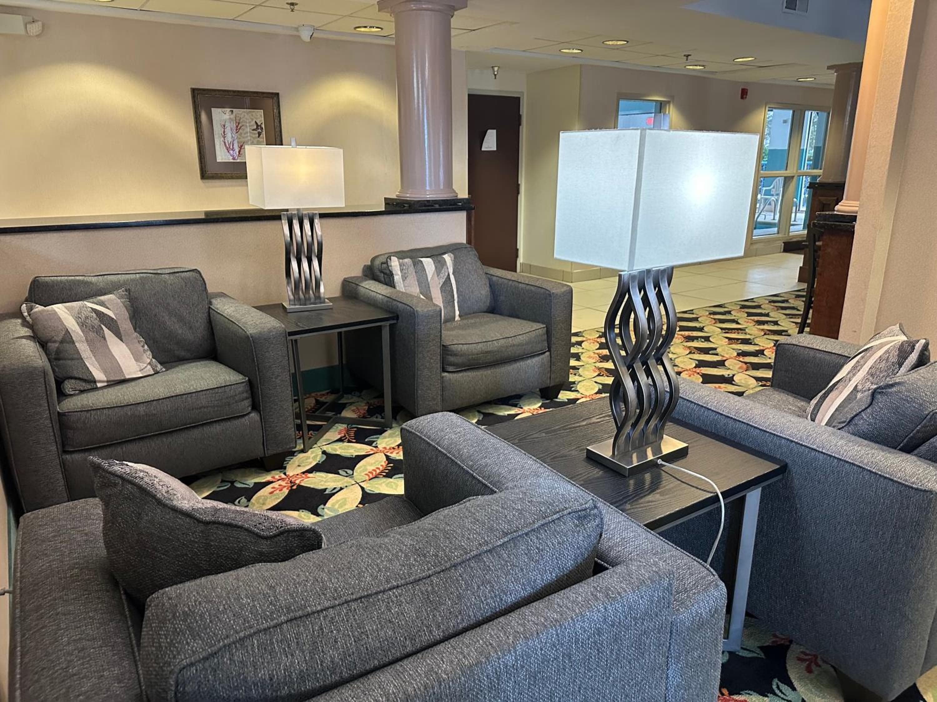 Country Inn & Suites by Radisson, Murrells Inlet, SC