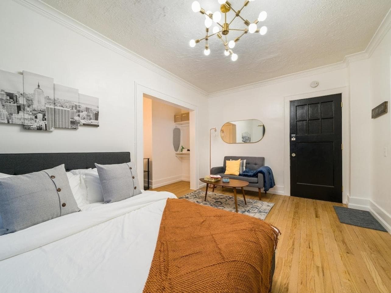 Your Cozy-studio-highfalls-tv,kitchen,rochest-dt