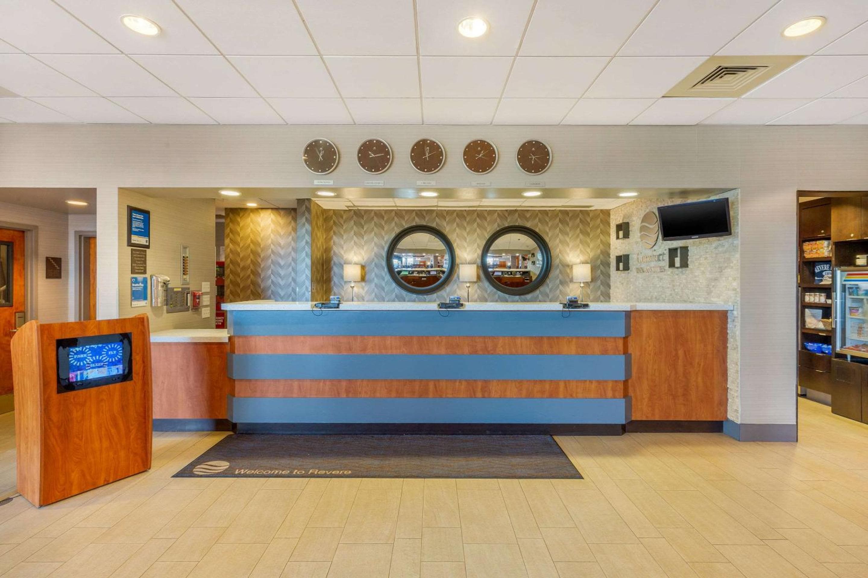 Comfort Inn & Suites Logan International Airport